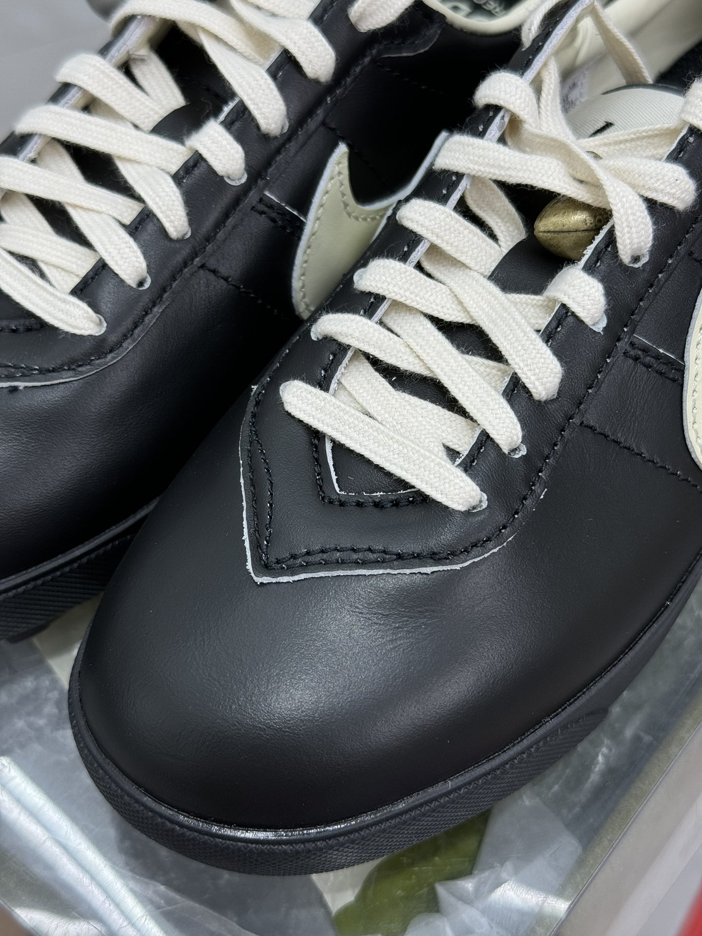 BODE x Nike  Astro Grabber 低筒 头层皮 减震防滑  跑步鞋 男鞋 女鞋 Smile版橄榄球 波鞋 黑色FJ9821-001 