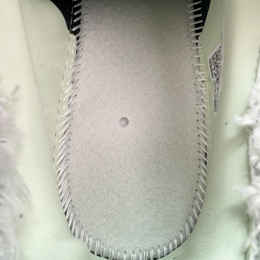 Song For The Mute  X Adidas Originals Campus 00s 80s PU 低筒 纺织 复古板鞋 德训休闲鞋 男鞋女鞋 白色 ID4818