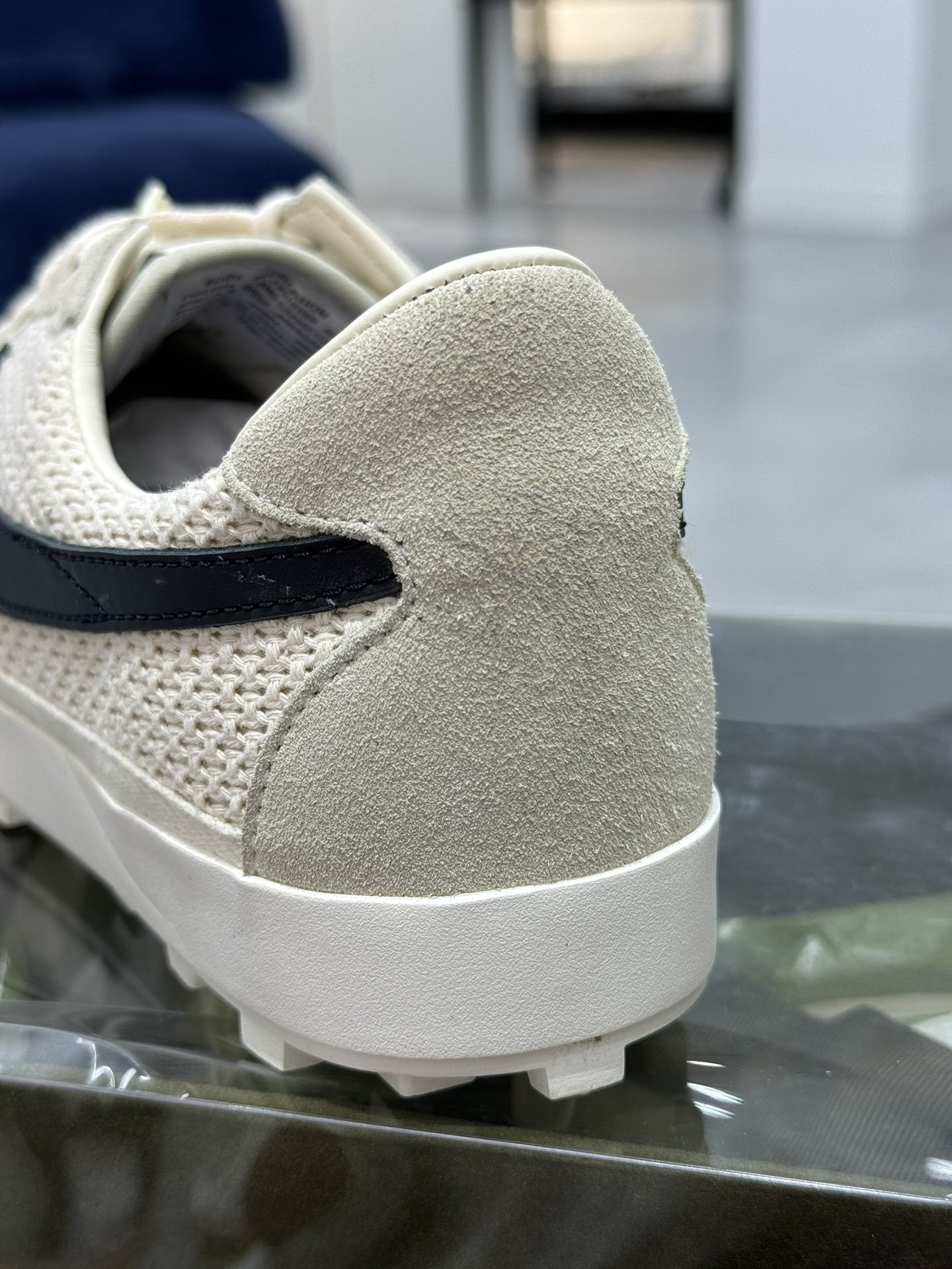  BODE x Nike  Astro Grabber 低筒 头层皮 减震防滑  跑步鞋 男鞋 女鞋 Smile版橄榄球 波鞋 米白 FQ6892-100