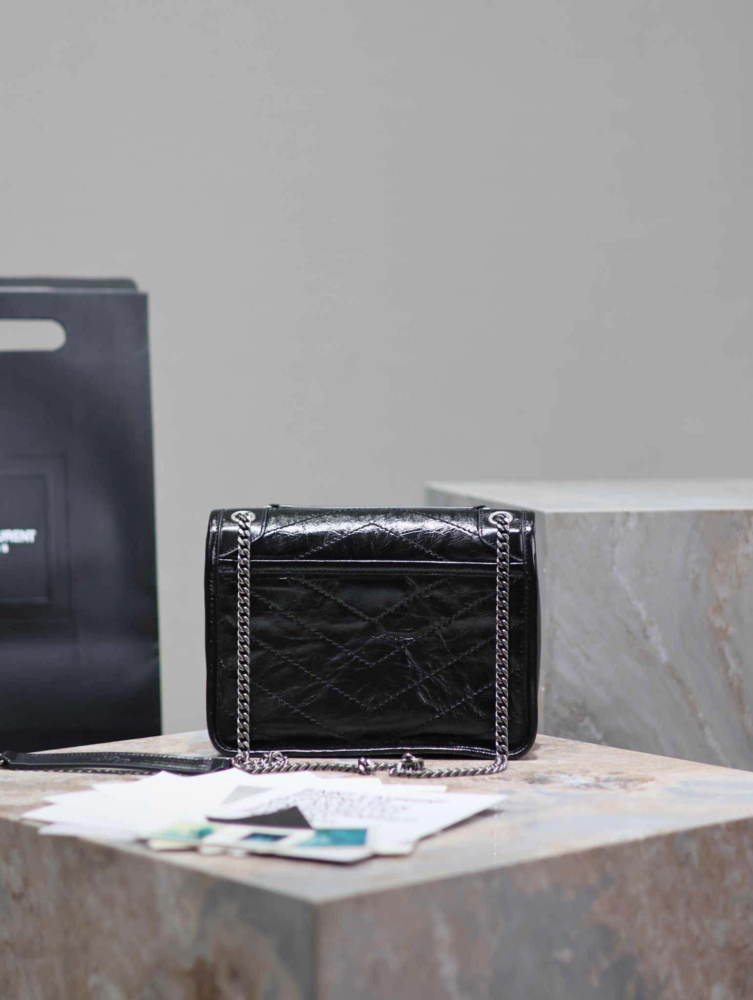 （银链 黑标）SAINT LAURENT 圣罗兰 YSL Niki LOGO 复古褶皱 牛皮 流浪包斜挎包 单肩包 中号 小号 女款 黑色 6331580EN041000  6331600EN041000