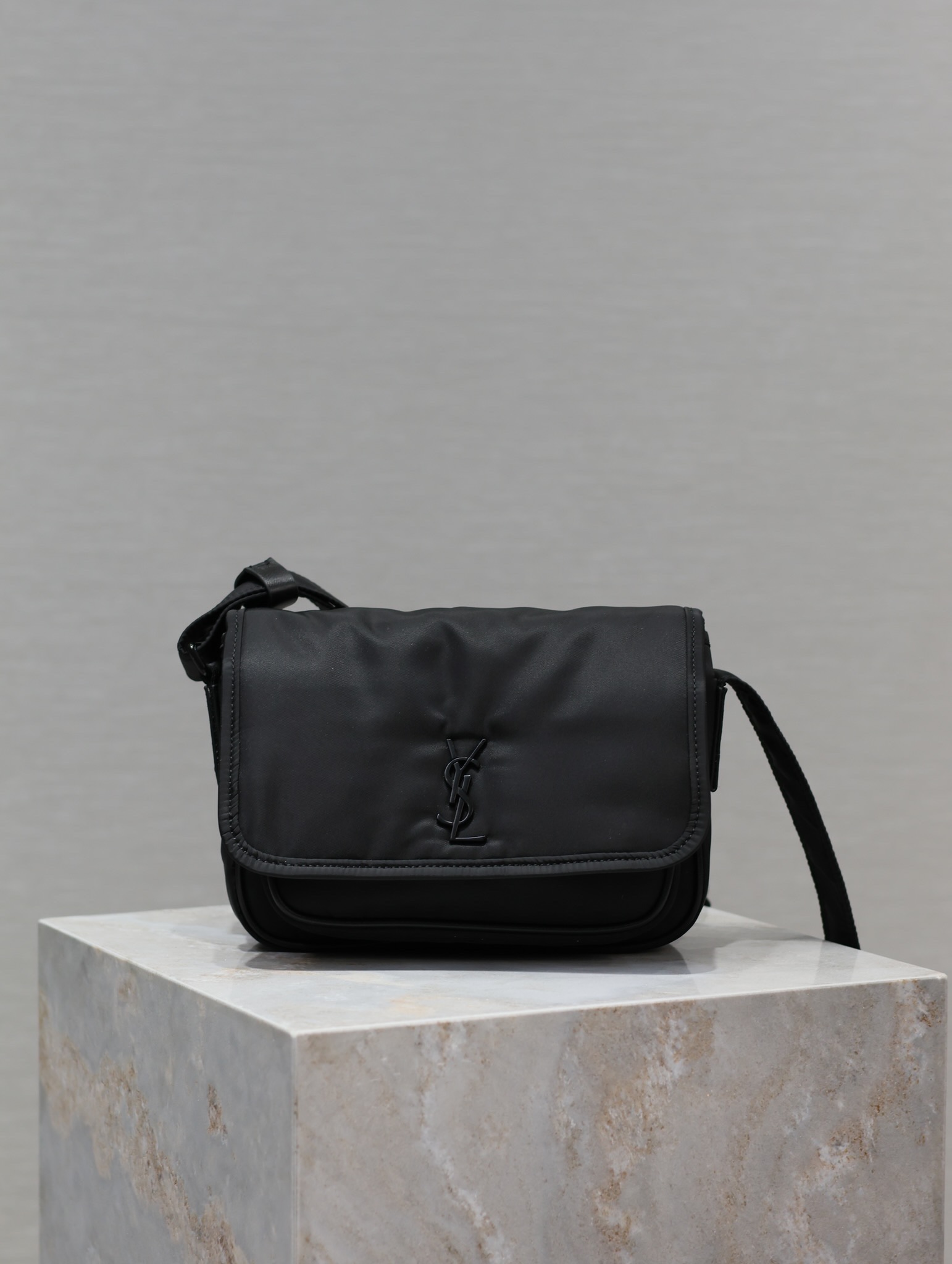 （三个size）SAINT LAURENT 圣罗兰 YSL Niki  织物通勤 流浪包斜挎包 单肩包 小号/中号/大号 黑色尼龙 776611-FACKH-1000 757146-FACKH-1000 