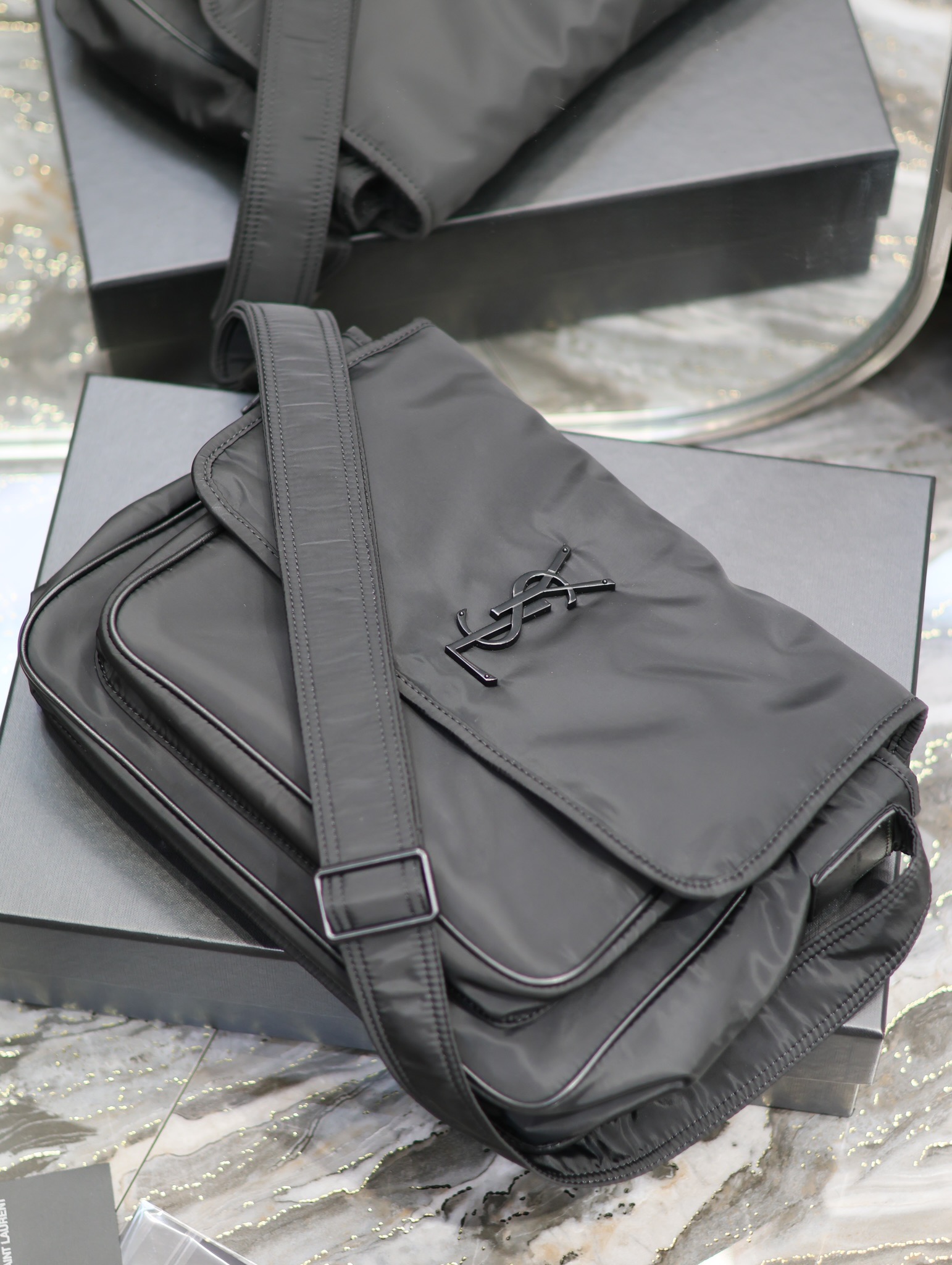 （三个size）SAINT LAURENT 圣罗兰 YSL Niki  织物通勤 流浪包斜挎包 单肩包 小号/中号/大号 黑色尼龙 776611-FACKH-1000 757146-FACKH-1000 