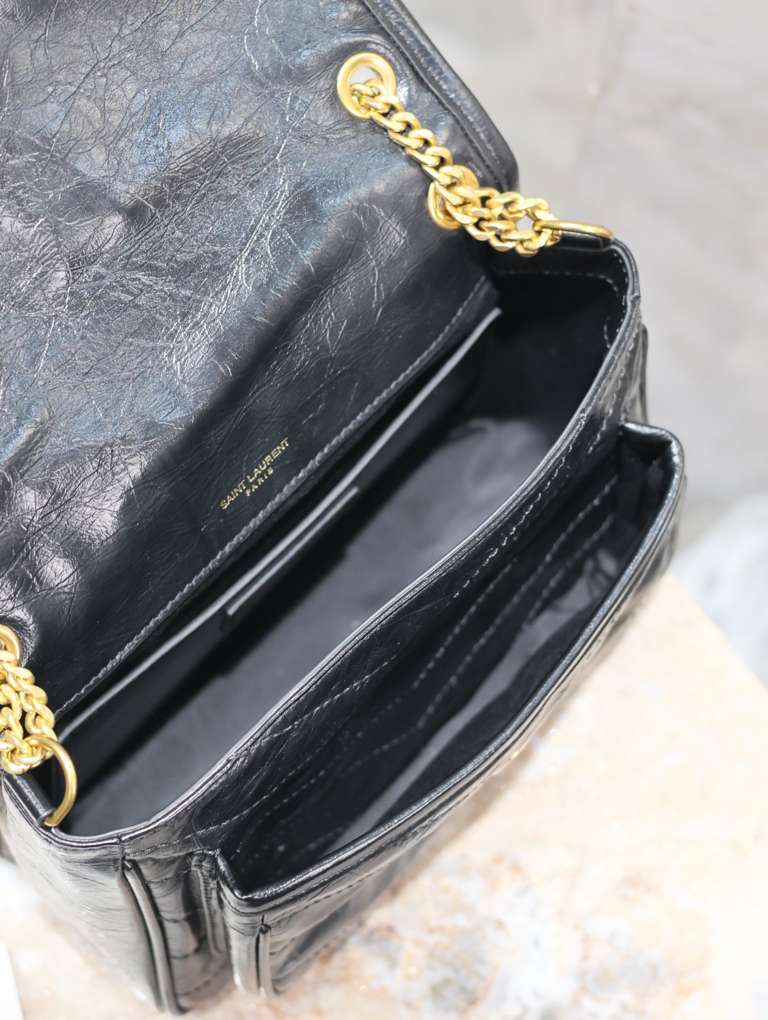 （黑标/金链） SAINT LAURENT 圣罗兰 YSL Niki Baby 复古褶皱 牛皮 流浪包斜挎包 单肩包 中号/小号 女款 黑色 633158/633160