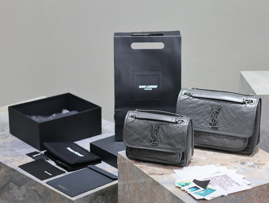  SAINT LAURENT 圣罗兰 YSL Niki Baby 复古褶皱 牛皮 流浪包斜挎包 单肩包 中号/小号 女款 深灰色