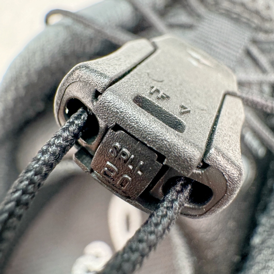  ASICS GEL-KAYANO TR V4  低筒 减震 户外机能 运动鞋 跑步鞋  休闲鞋 板鞋 男女同款 炭黑色1203A497-001