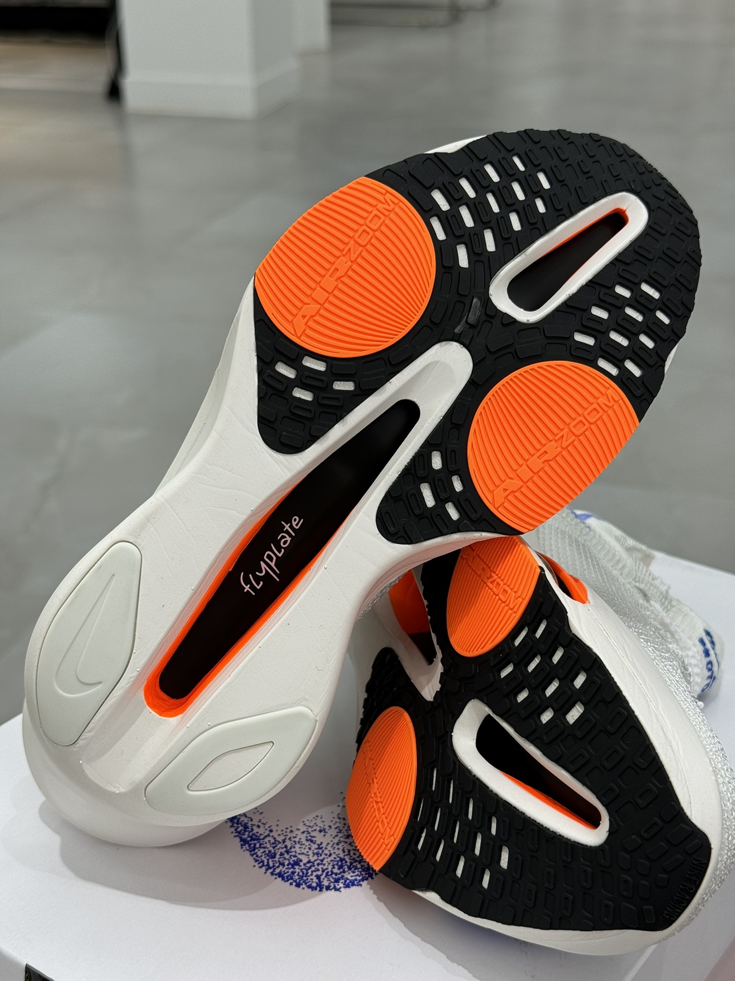  Air Zoom Alphafly NEXT% 3  低筒 减震防滑 马拉松 气垫运动鞋 跑步鞋 男鞋 女鞋 波鞋 白蓝 HF7356-900