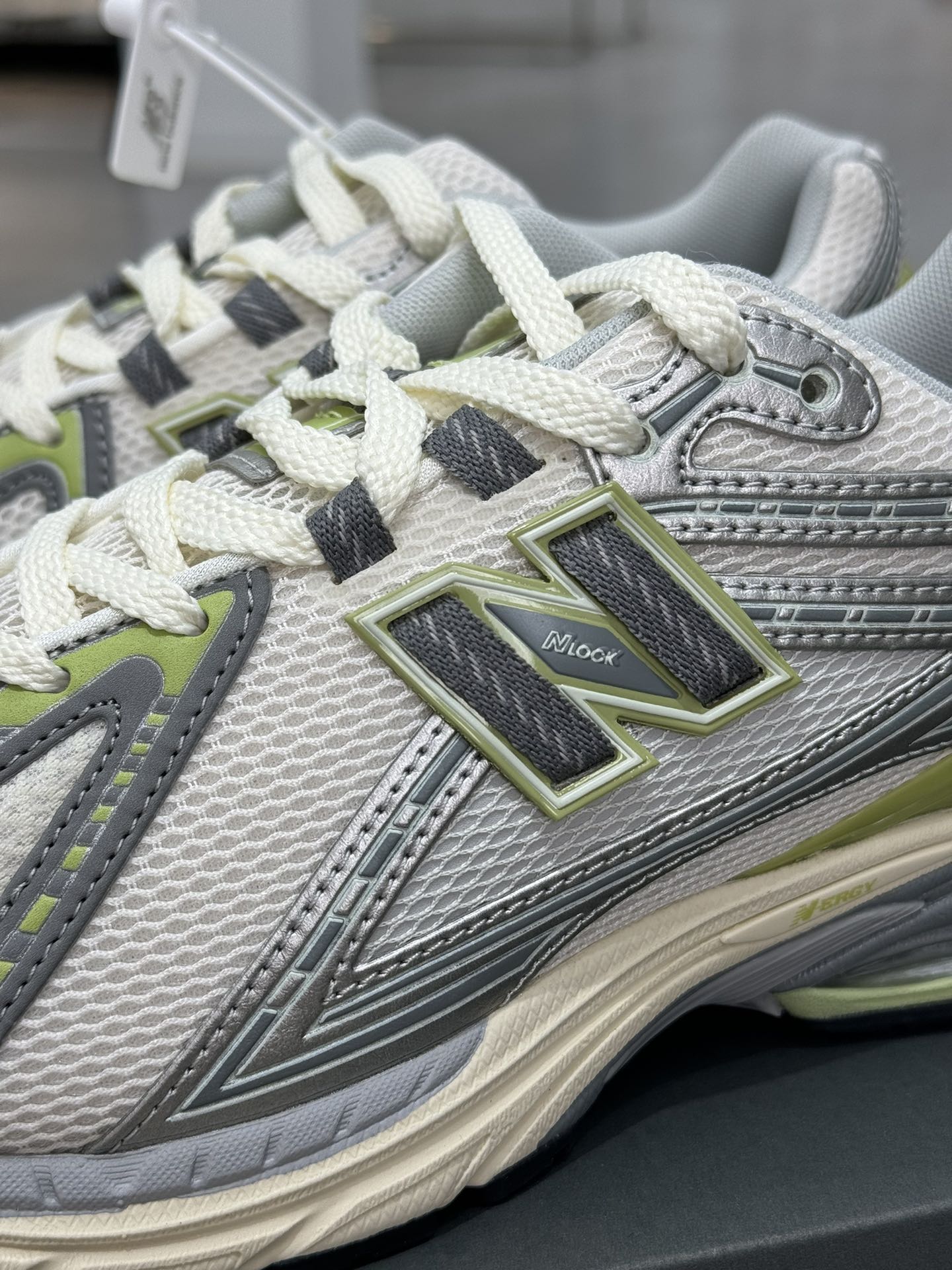  新版  New Balance NB 1906R Silver Metalic Green 低筒 复古跑鞋 耐磨透气 休闲鞋 运动鞋 男鞋 女鞋 C米色1906REM
