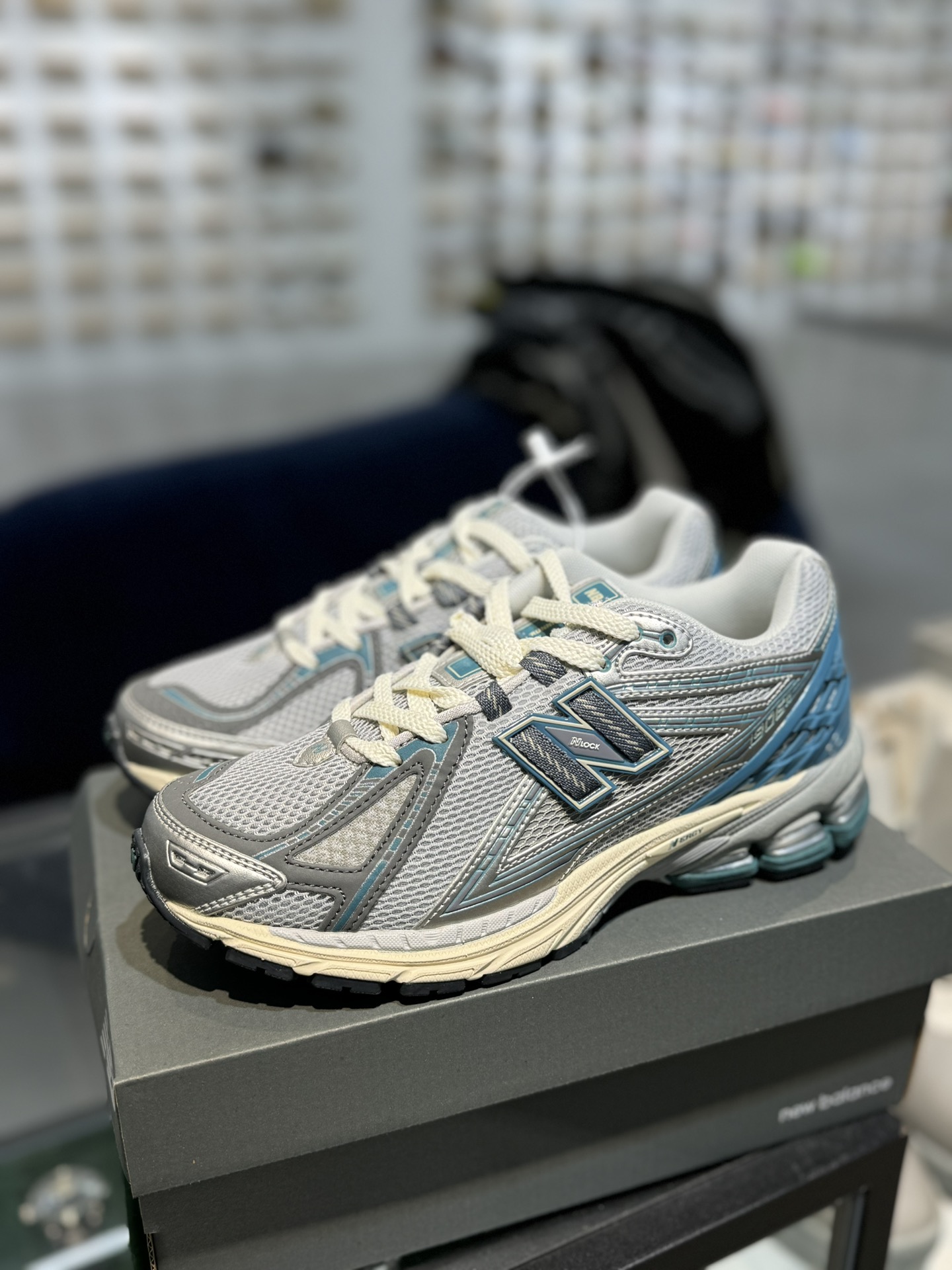  新版  New Balance NB 1906R Silver SILVER METALLIC 低筒 复古跑鞋 耐磨透气 休闲鞋 运动鞋 男鞋 女鞋 C银灰蓝1906REO