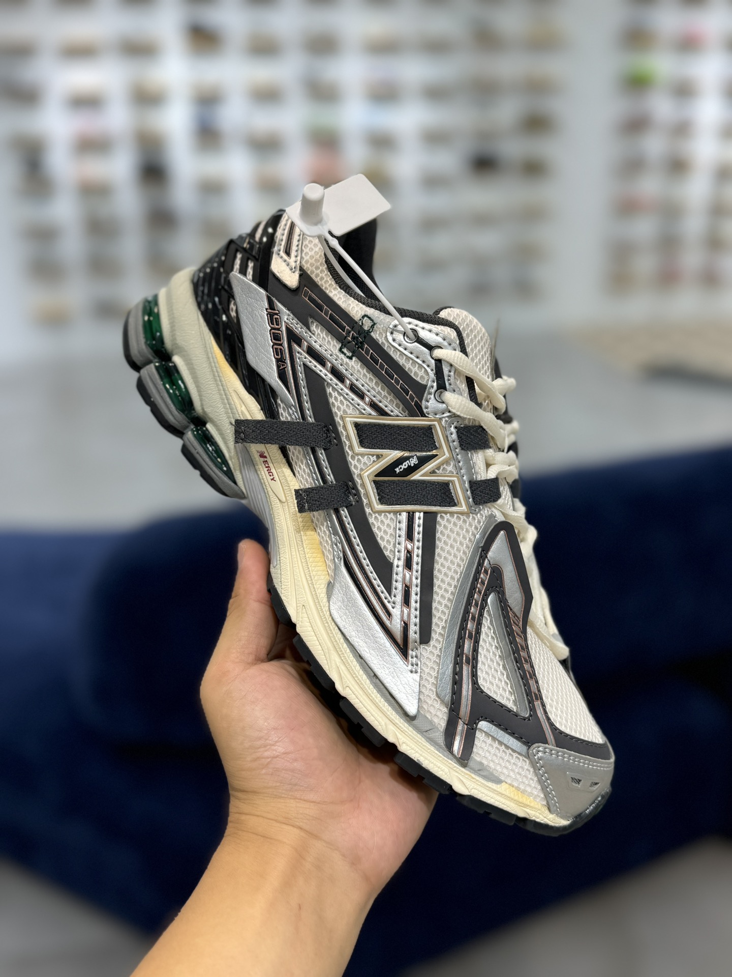  新版 New Balance NB 1906R Unisex 低筒 复古跑鞋 耐磨透气 休闲鞋 运动鞋 波鞋 男士 女士   C灰银 M1906AD