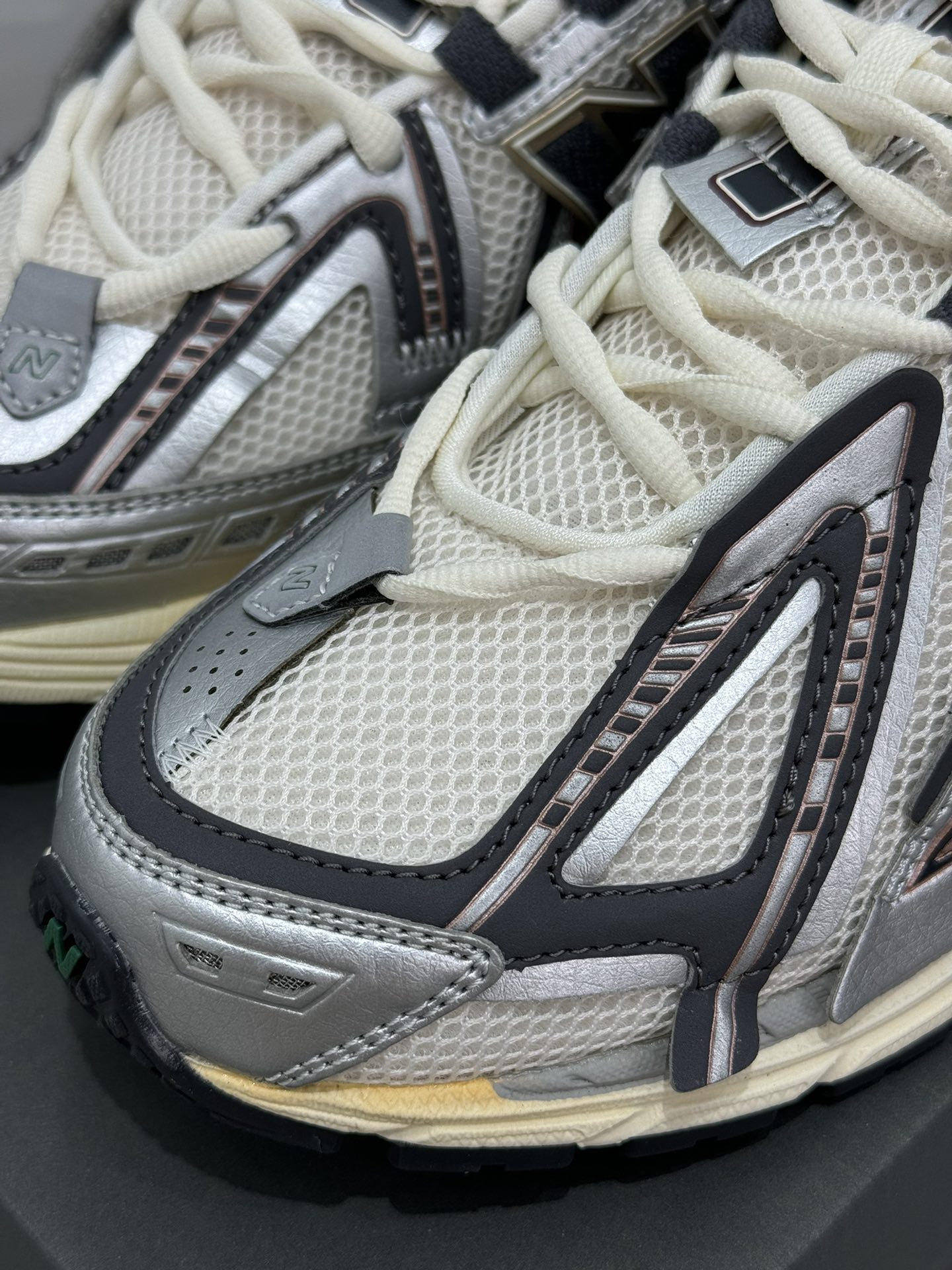  新版 New Balance NB 1906R Unisex 低筒 复古跑鞋 耐磨透气 休闲鞋 运动鞋 波鞋 男士 女士   C灰银 M1906AD