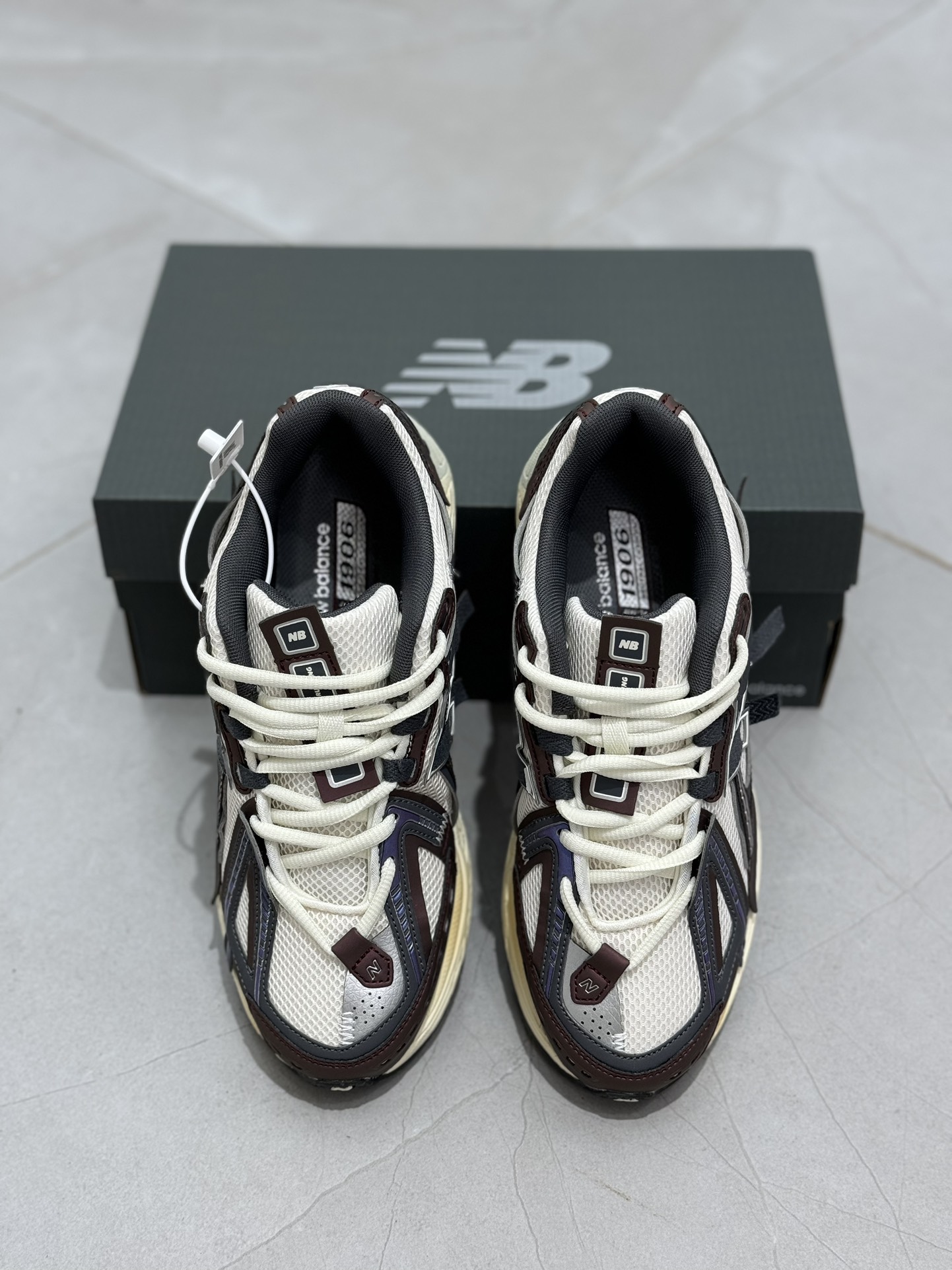  新版 New Balance NB 1906R Unisex 低筒 复古跑鞋 耐磨透气 休闲鞋 运动鞋 波鞋 男士 女士   C灰棕 M1906AR