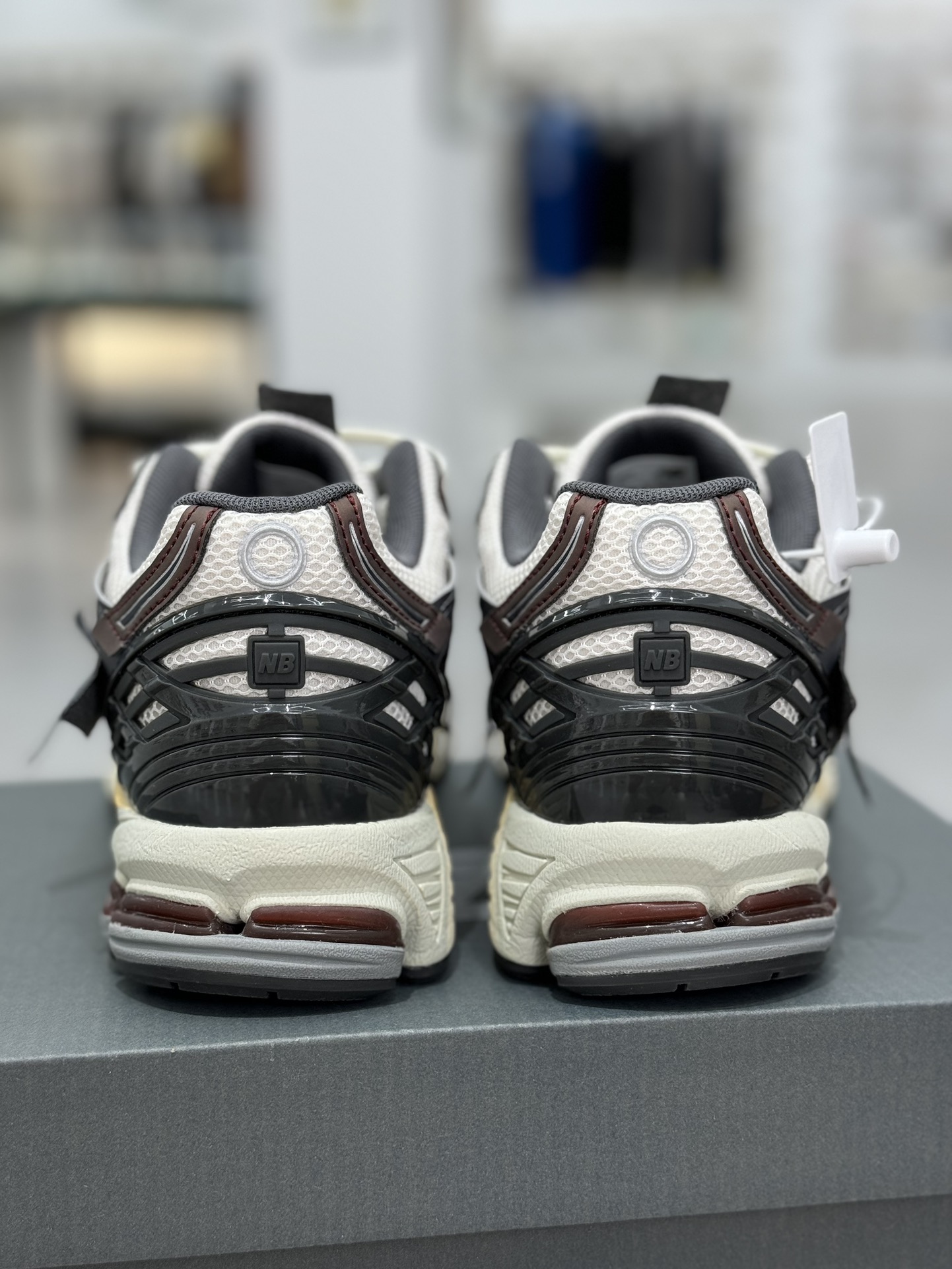  新版 New Balance NB 1906R Unisex 低筒 复古跑鞋 耐磨透气 休闲鞋 运动鞋 波鞋 男士 女士   C灰棕 M1906AR