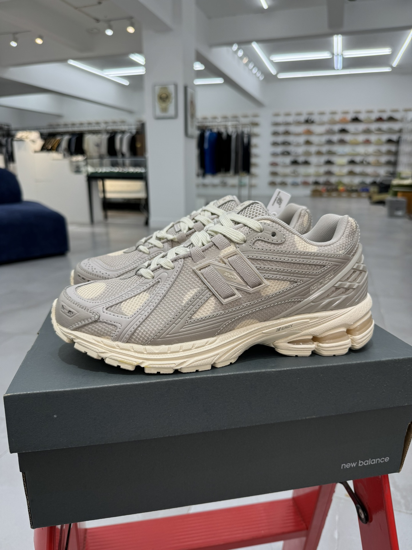  新版 New Balance NB 1906R  Unisex 低筒 复古跑鞋 耐磨透气 休闲鞋 运动鞋 波鞋 男士 女士  C米灰 M1906RPA