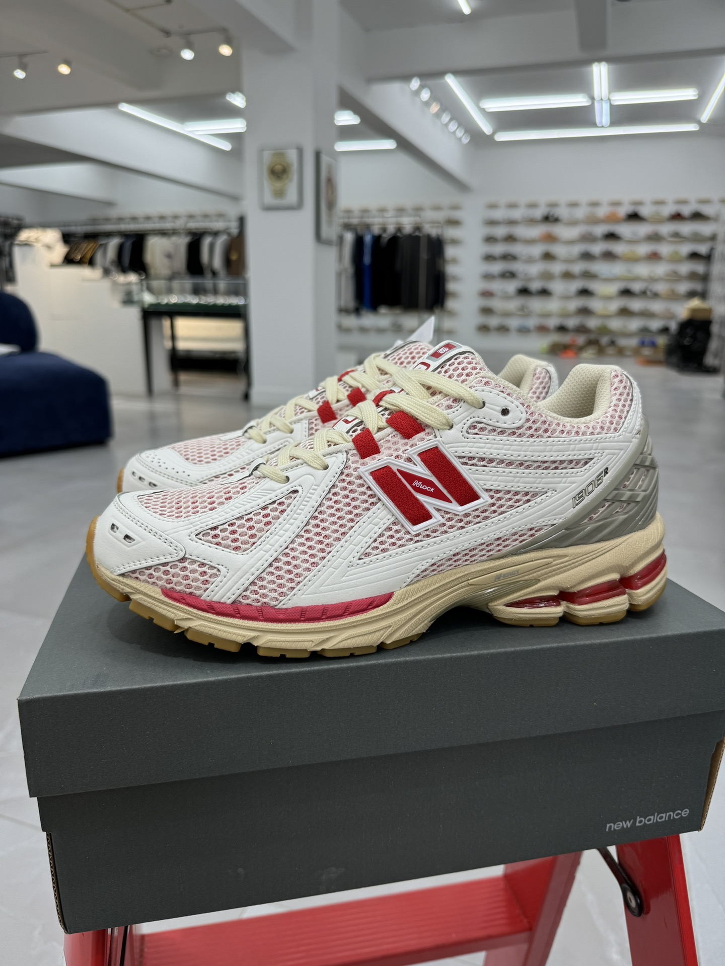  新版 New Balance NB 1906R  Unisex 低筒 复古跑鞋 耐磨透气 休闲鞋 运动鞋 波鞋 男士 女士  C白红 M1906RO