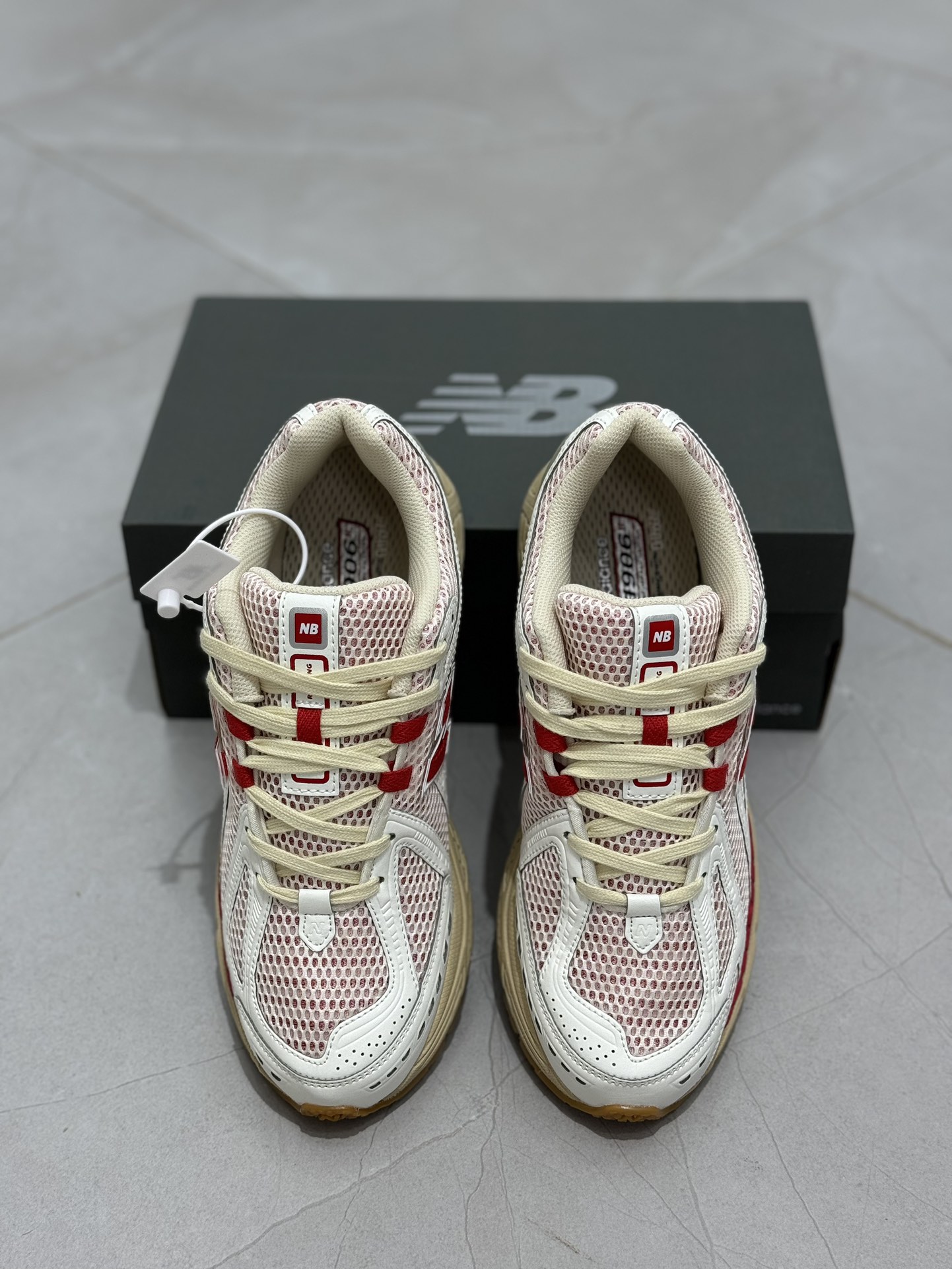  新版 New Balance NB 1906R  Unisex 低筒 复古跑鞋 耐磨透气 休闲鞋 运动鞋 波鞋 男士 女士  C白红 M1906RO
