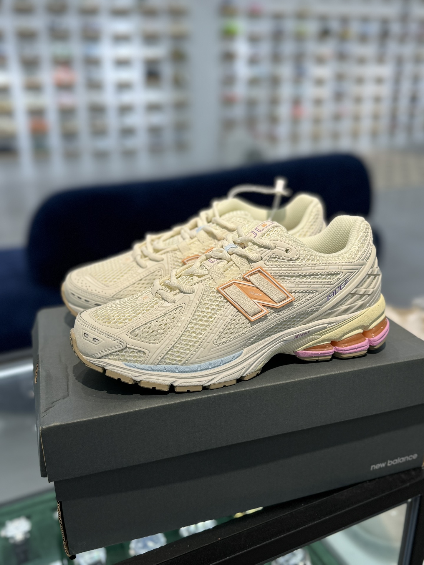  新版 New Balance NB 1906R  Unisex 低筒 复古跑鞋 耐磨透气 休闲鞋 运动鞋 波鞋 男士 女士  C米粉 M1906RO