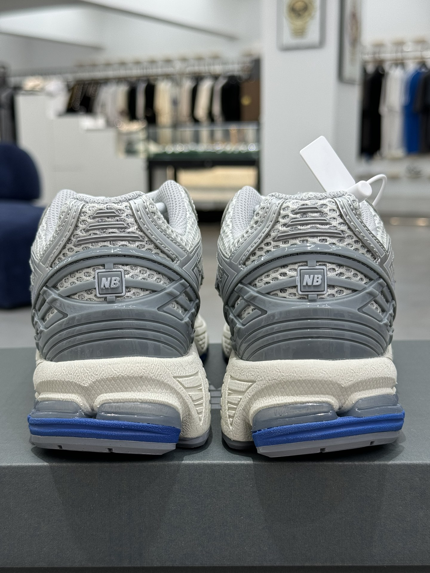  新版 New Balance NB 1906R  Unisex 低筒 复古跑鞋 耐磨透气 休闲鞋 运动鞋 波鞋 男士 女士  C白银灰 M1906RQA