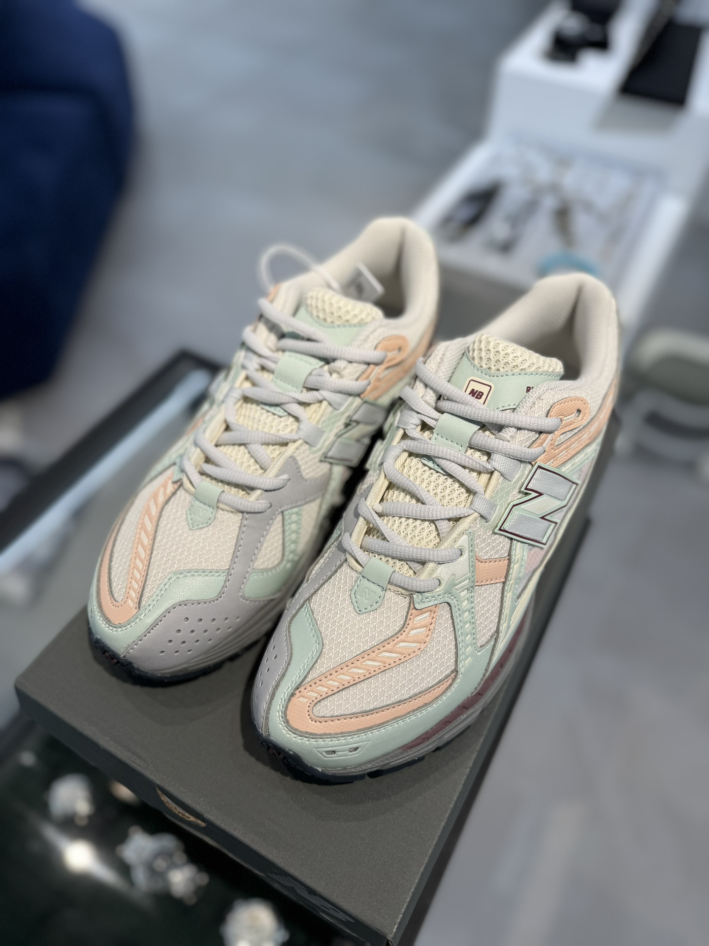  新版 New Balance NB 1906R  Unisex 低筒 复古跑鞋 耐磨透气 休闲鞋 运动鞋 波鞋 男士 女士  C米青 M1906ND