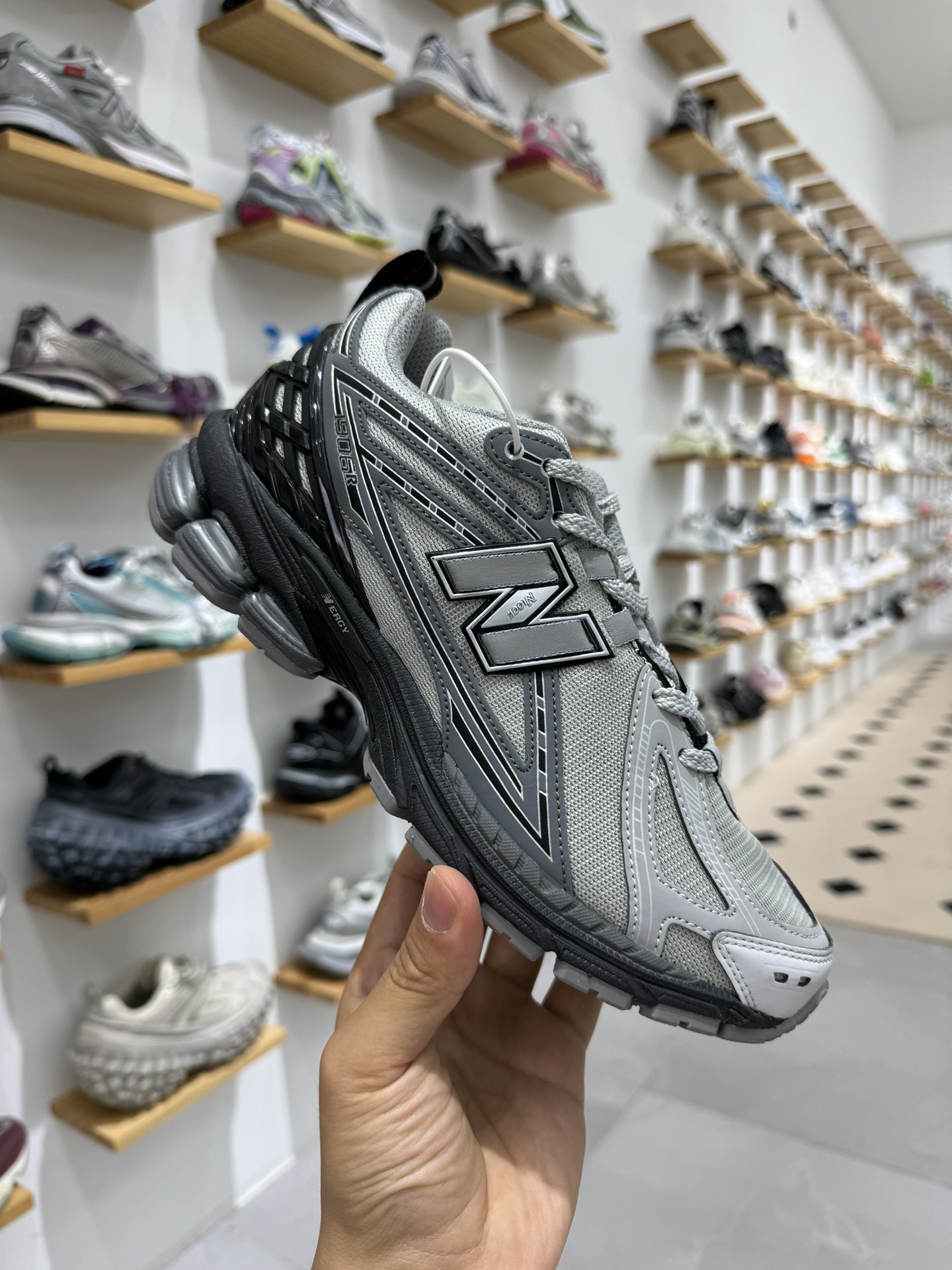  新版 New Balance NB 1906R  Unisex 低筒 复古跑鞋 耐磨透气 休闲鞋 运动鞋 波鞋 男士 女士  C灰黑 M1906RHA