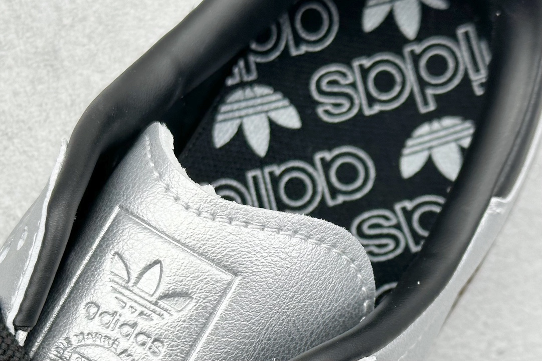  Adidas Originals Samba OG  低筒 德训鞋 复古板鞋 休闲鞋  波鞋 男鞋 女鞋  银黑色 JI4218 