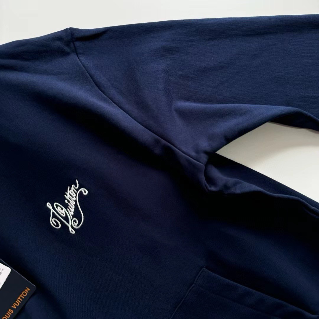  LOUIS VUITTON 路易威登 SS24 LOGO 图案 抽绳 长袖 外套 秋冬款 蓝色 1AFR32
