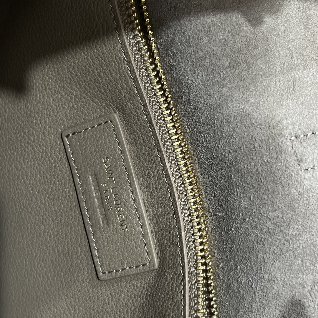  SAINT LAURENT 圣罗兰 YSL LE5A7 Hobo 复古  金色logo 牛皮 流浪包斜挎包 单肩包 小号 女款 灰色 713938-AAAUQ-1722