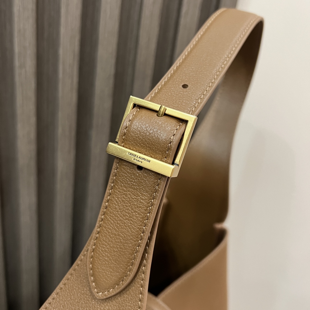  SAINT LAURENT 圣罗兰 YSL LE5A7 Hobo 复古  金色logo 牛皮 流浪包斜挎包 单肩包 小号 女款 狐狸棕色 713938-AAAUQ-2536