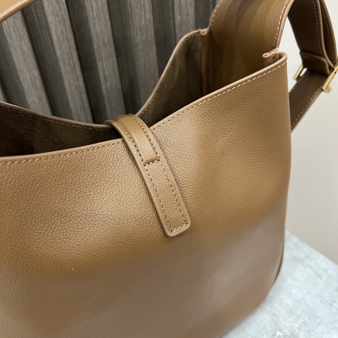  SAINT LAURENT 圣罗兰 YSL LE5A7 Hobo 复古  金色logo 牛皮 流浪包斜挎包 单肩包 小号 女款 狐狸棕色 713938-AAAUQ-2536