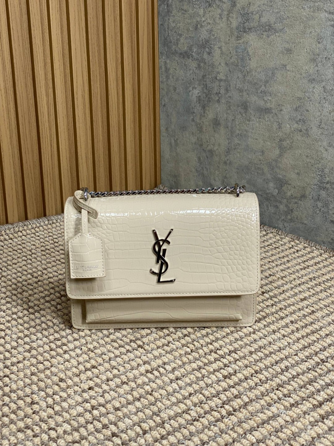  SAINT LAURENT 圣罗兰 YSLSunset  金色logo 牛皮 流浪包斜挎包 单肩包 小号 女款 大麦棕色