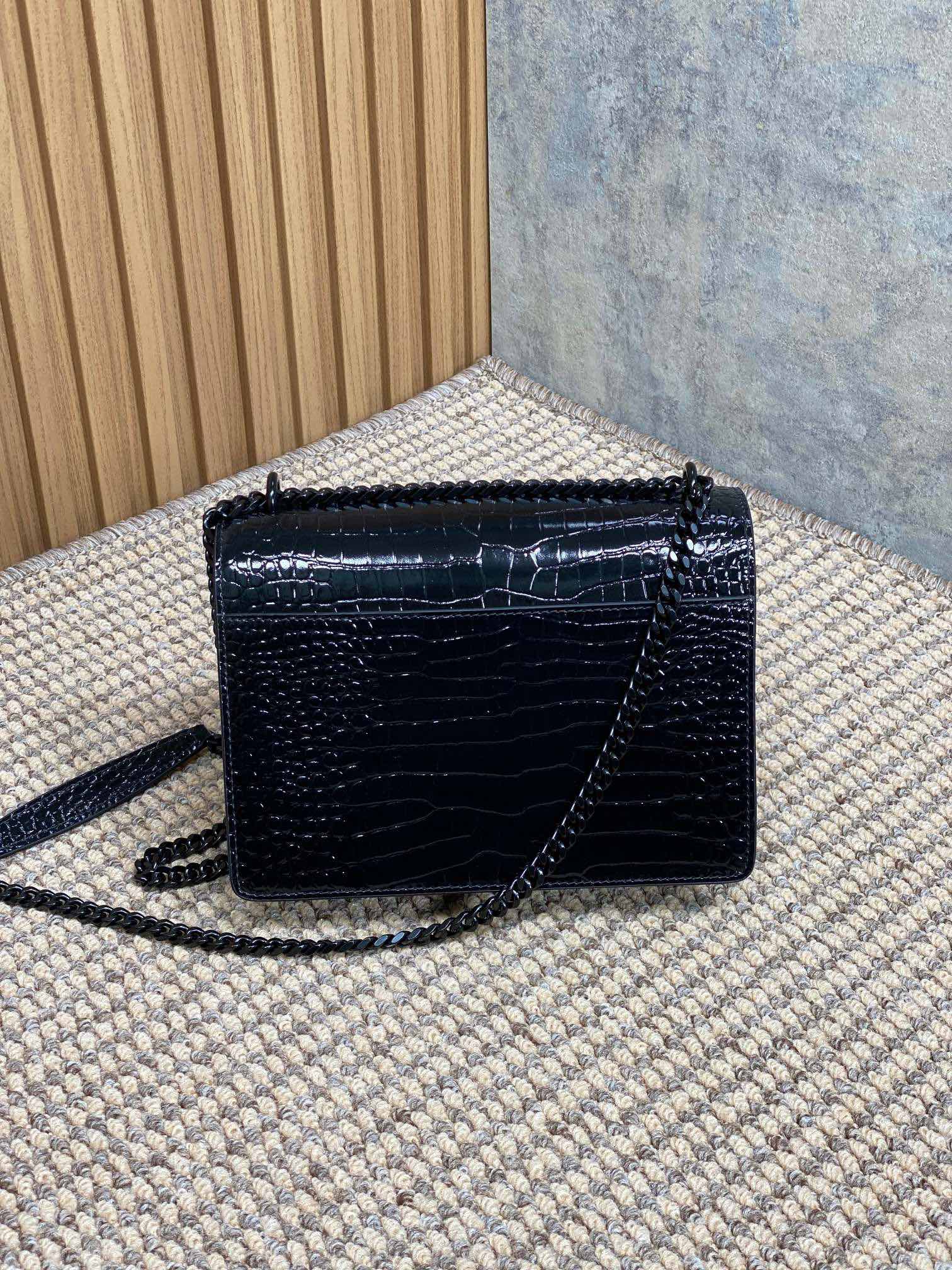 SAINT LAURENT 圣罗兰 YSL Sunset 日落 牛皮 流浪包 斜挎包 单肩包 女款 鳄鱼纹 中号 黑色黑标 442906-DND0U-1000