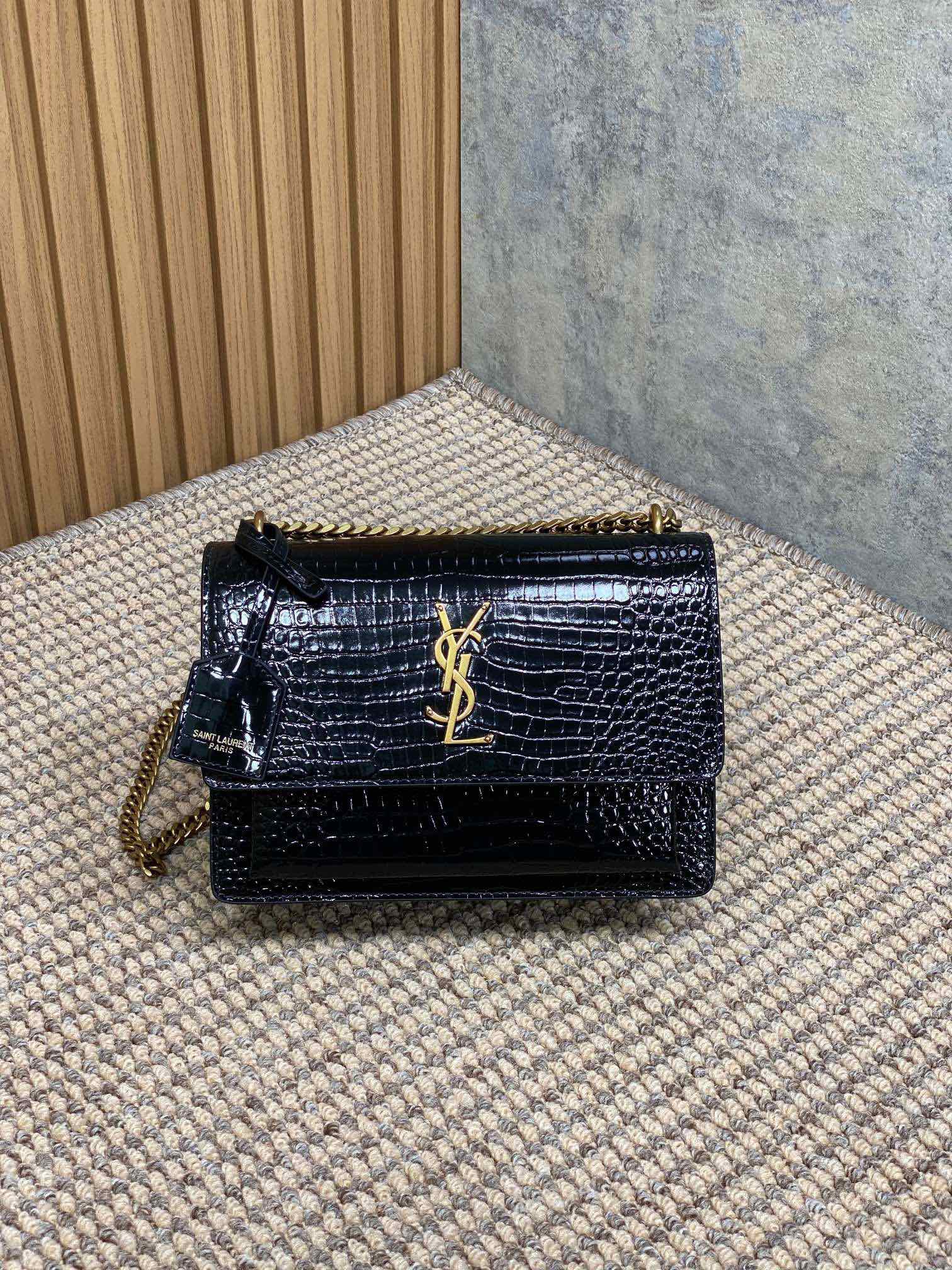  SAINT LAURENT 圣罗兰 YSL Sunset 日落 牛皮 流浪包 斜挎包 单肩包 女款 鳄鱼纹 中号 黑色金标 442906-DND0J-1000