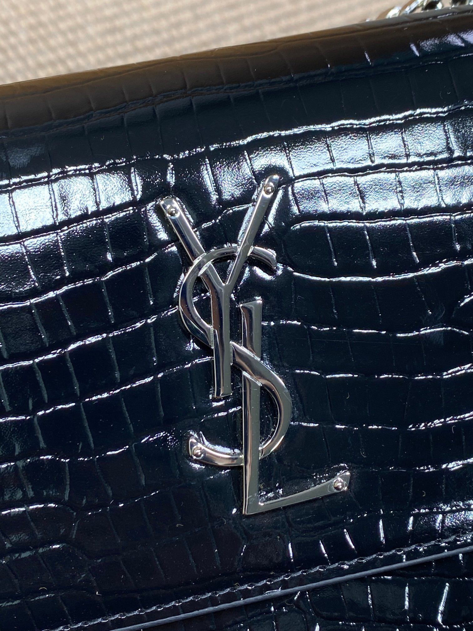  SAINT LAURENT 圣罗兰 YSL Sunset 日落 牛皮 流浪包 斜挎包 单肩包 女款 鳄鱼纹 中号 黑色银标 442906-DND0N-1000