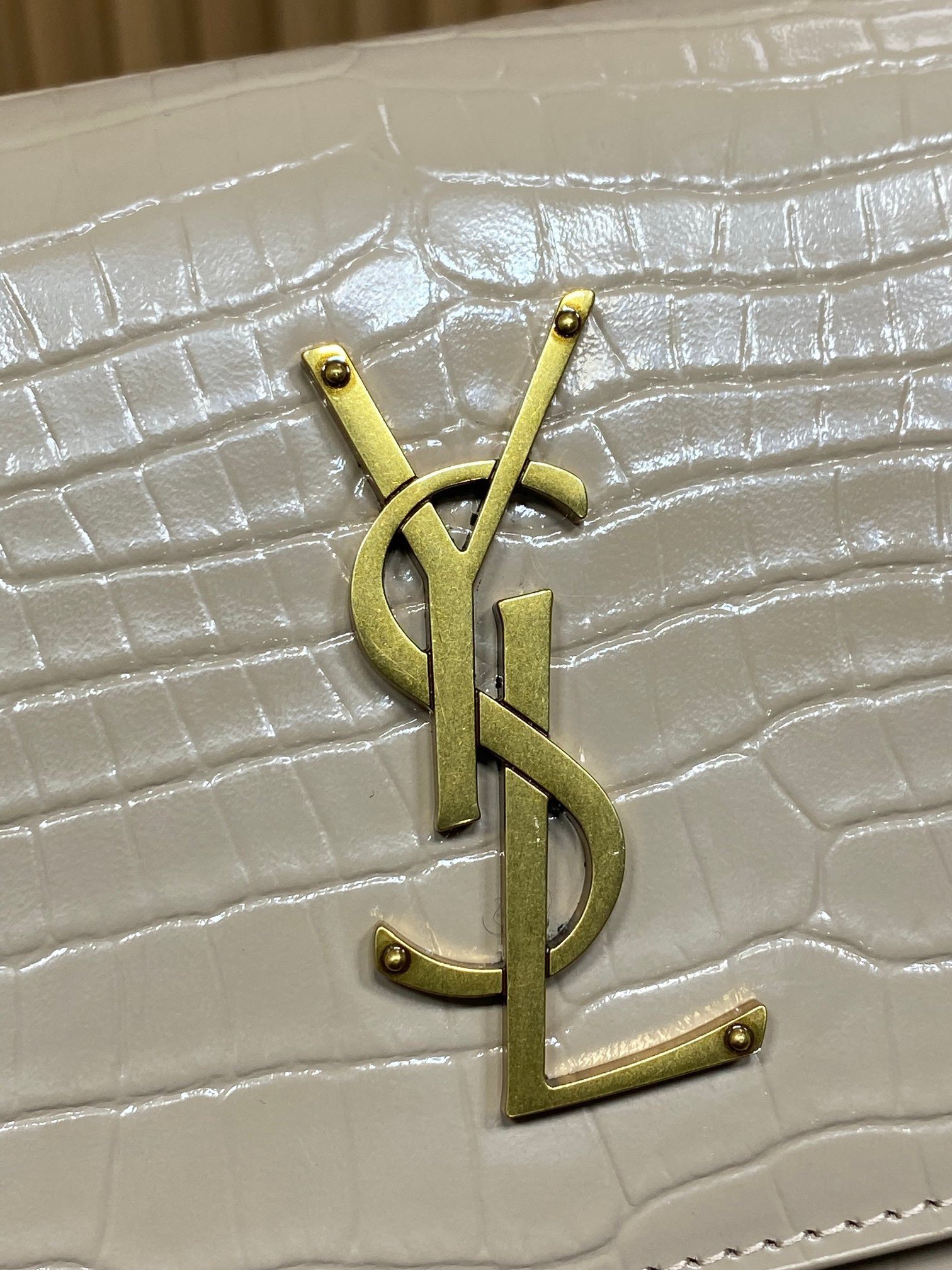 SAINT LAURENT 圣罗兰 YSL Sunset 日落 牛皮 流浪包 斜挎包 单肩包 女款 鳄鱼纹 中号 灰色 442906D420W9207