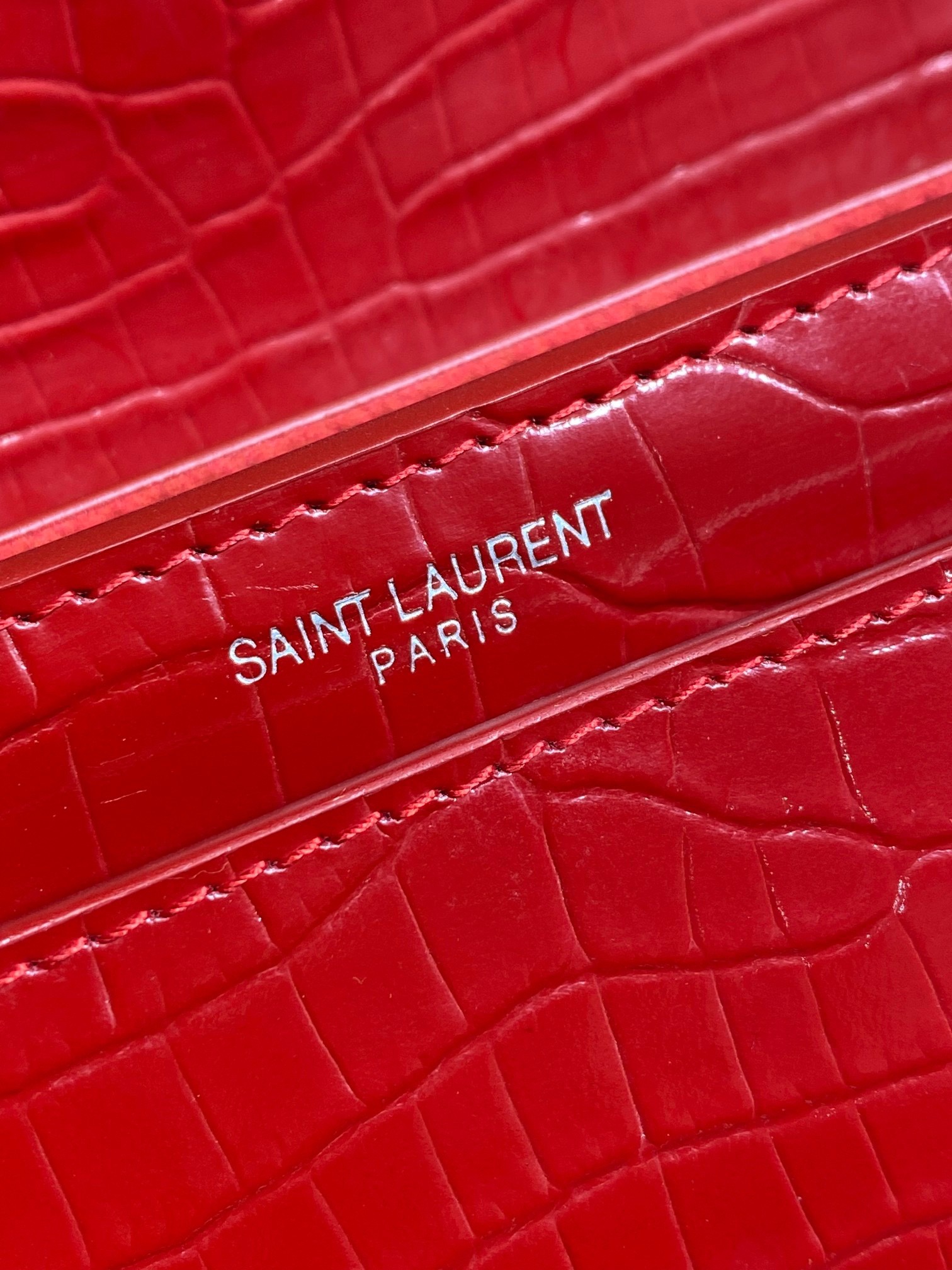 SAINT LAURENT 圣罗兰 YSL Sunset 日落 牛皮 流浪包 斜挎包 单肩包 女款 鳄鱼纹 中号 红色 442906