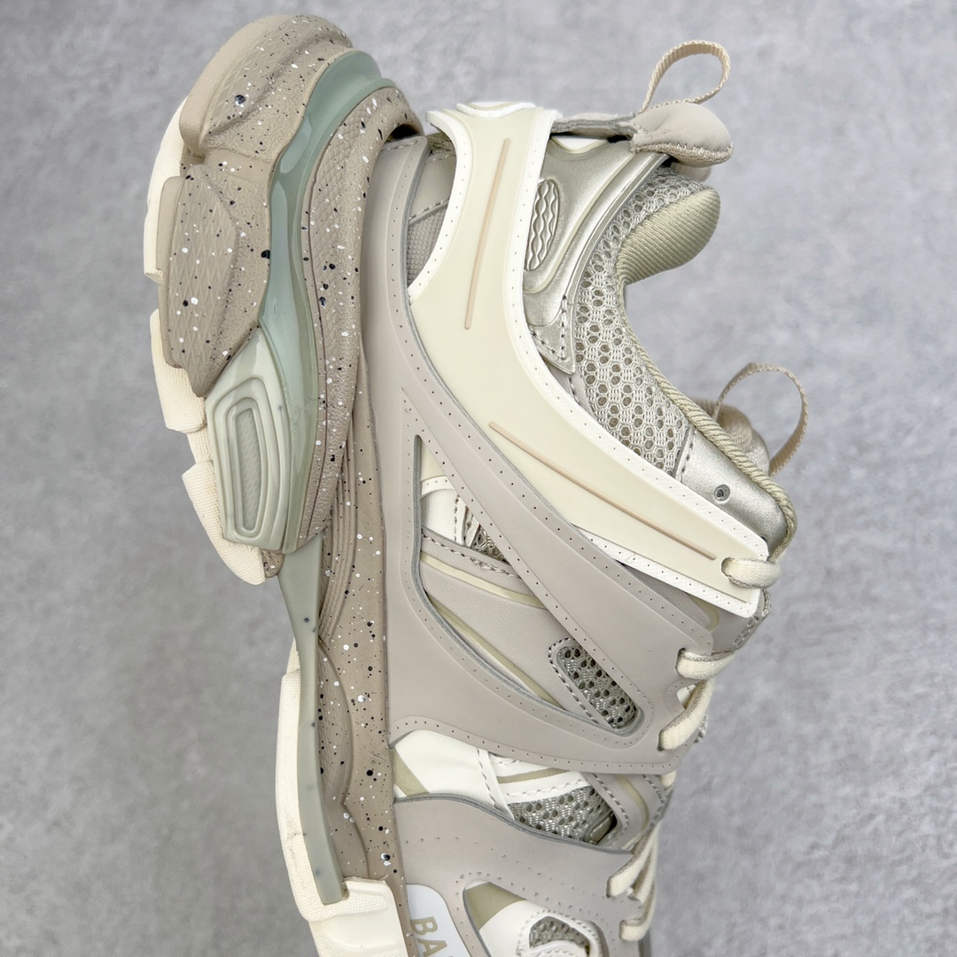  Balenciaga 巴黎世家 Track 1.0  舒适百搭 老爹鞋 运动 复古板鞋 休闲鞋 男鞋 女鞋  奶茶棕 542436W3FE49697