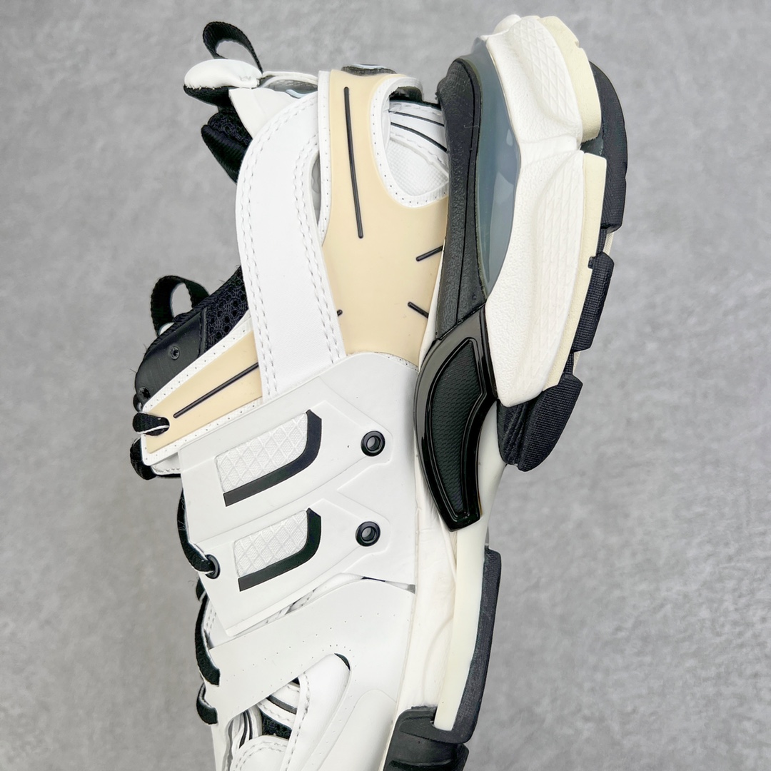  Balenciaga 巴黎世家 Track 1.0  舒适百搭 老爹鞋 运动 复古板鞋 休闲鞋 男鞋 女鞋   米白黑拼色 做旧 542023W1GC49010
