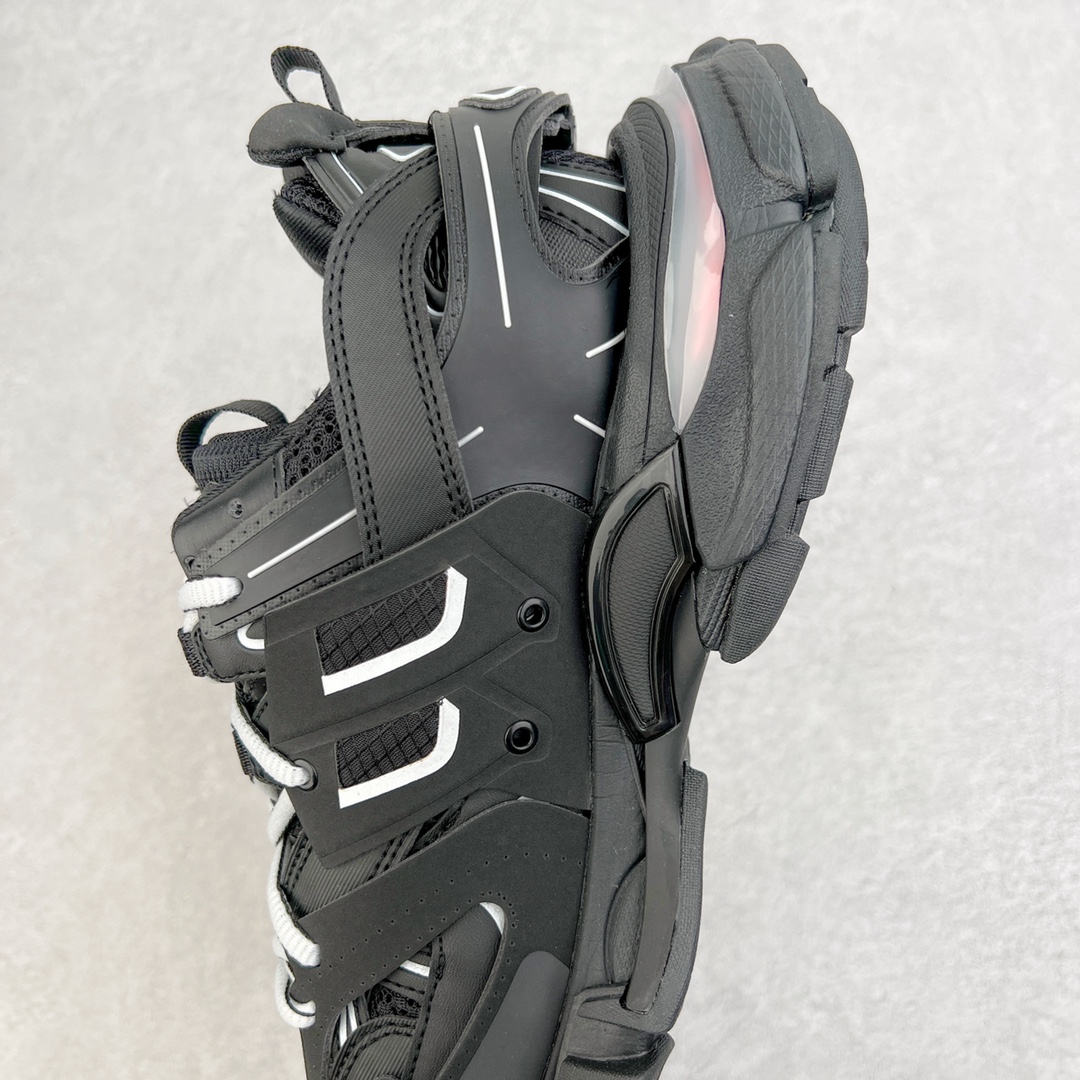  Balenciaga 巴黎世家 Track 1.0 LED 充电灯光 舒适百搭 老爹鞋 运动 复古板鞋 休闲鞋 男鞋 女鞋   555036W1GB11000 555036W2GB71214 555032W3AD45000