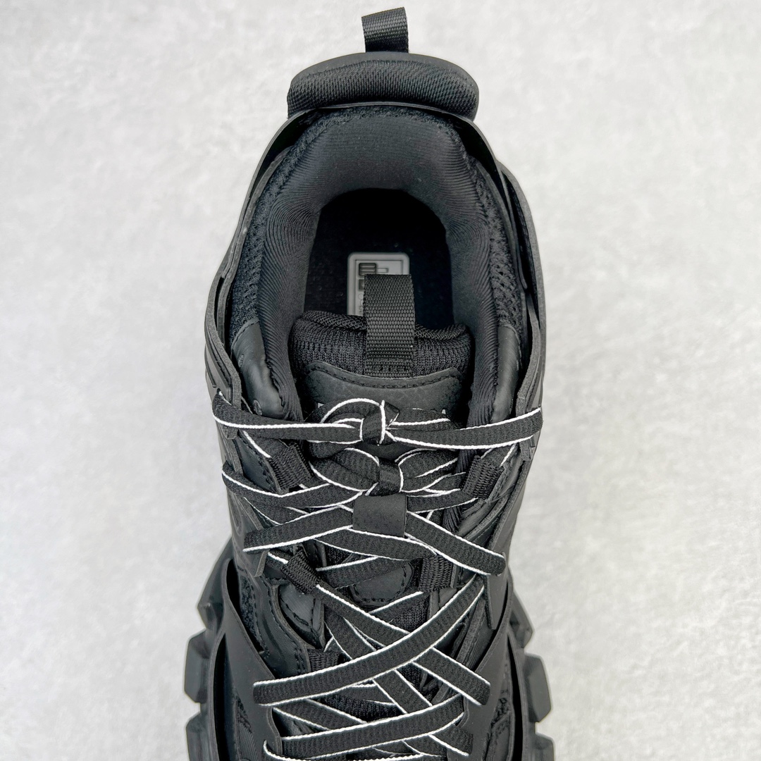  Balenciaga 巴黎世家 Track 1.0 LED 充电灯光 舒适百搭 老爹鞋 运动 复古板鞋 休闲鞋 男鞋 女鞋   555036W1GB11000 555036W2GB71214 555032W3AD45000