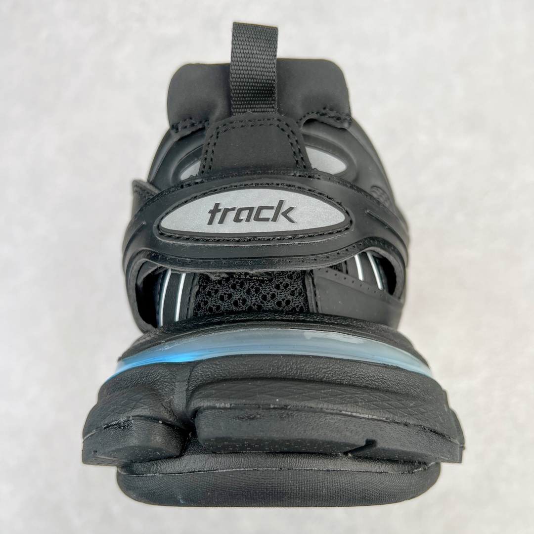  Balenciaga 巴黎世家 Track 1.0 LED 充电灯光 舒适百搭 老爹鞋 运动 复古板鞋 休闲鞋 男鞋 女鞋   555036W1GB11000 555036W2GB71214 555032W3AD45000
