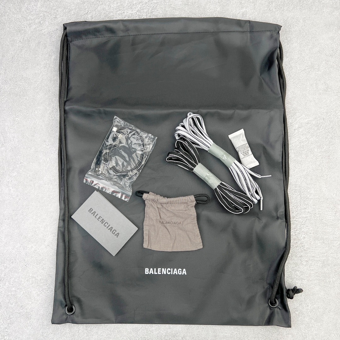  Balenciaga 巴黎世家 Track 1.0 LED 充电灯光 舒适百搭 老爹鞋 运动 复古板鞋 休闲鞋 男鞋 女鞋   555036W1GB11000 555036W2GB71214 555032W3AD45000