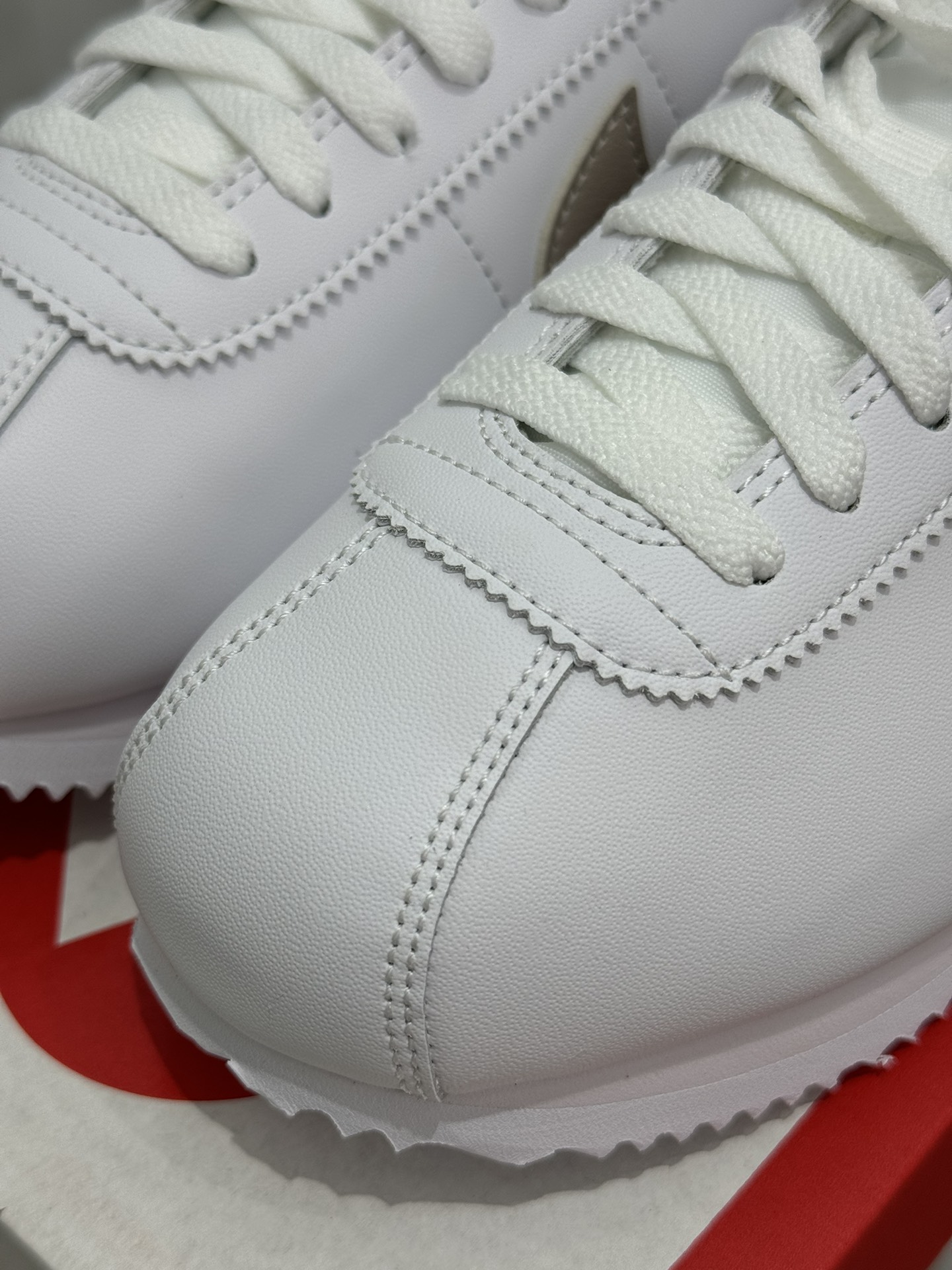  Nike Classic Cortez Leather 阿甘 低筒 复古初代皮革慢跑鞋 休闲鞋 波鞋 白棕 DN1791-105
