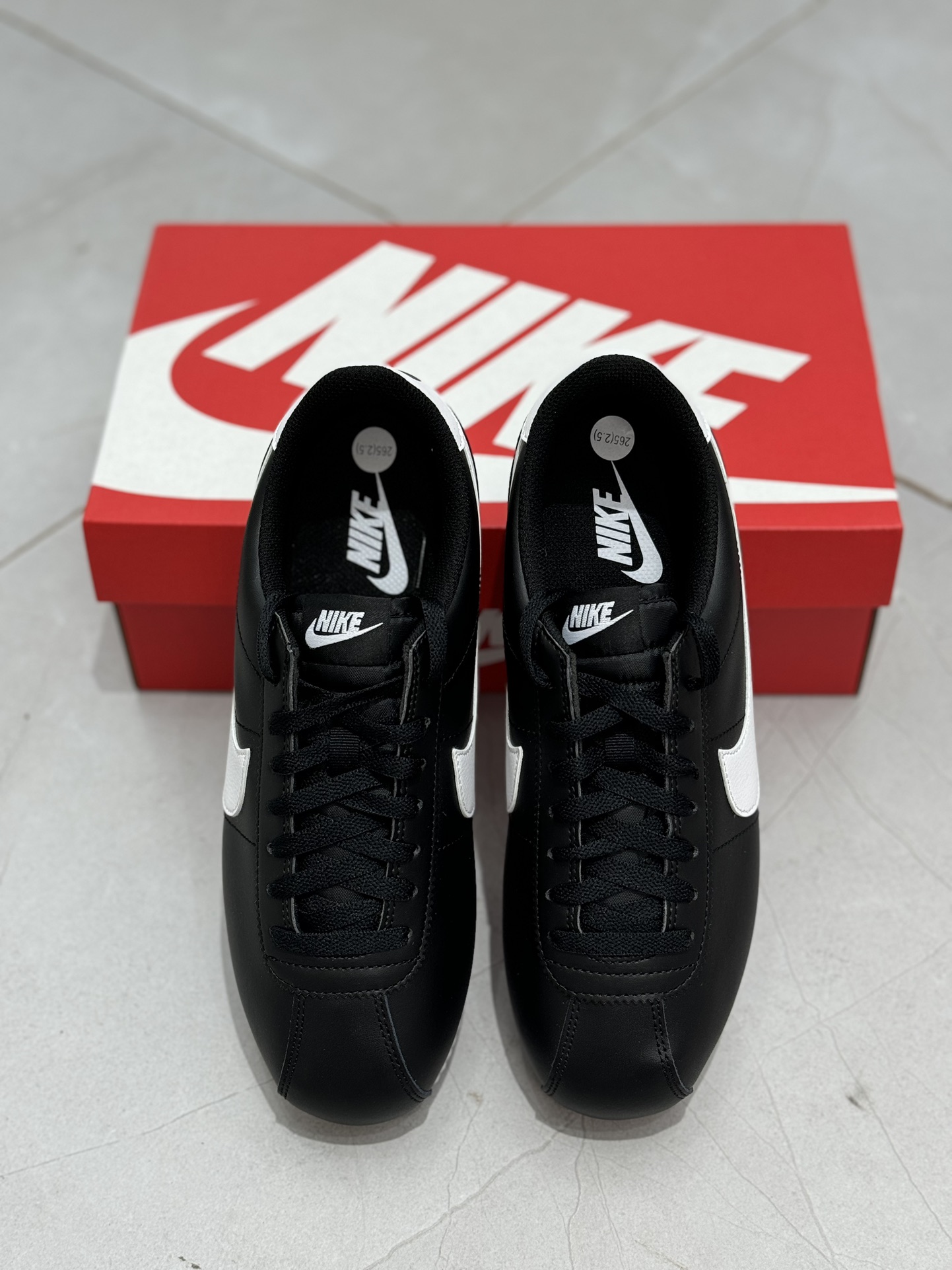  Nike Classic Cortez Leather 阿甘 低筒 复古初代皮革慢跑鞋 休闲鞋 波鞋 黑白 DM4044-001
