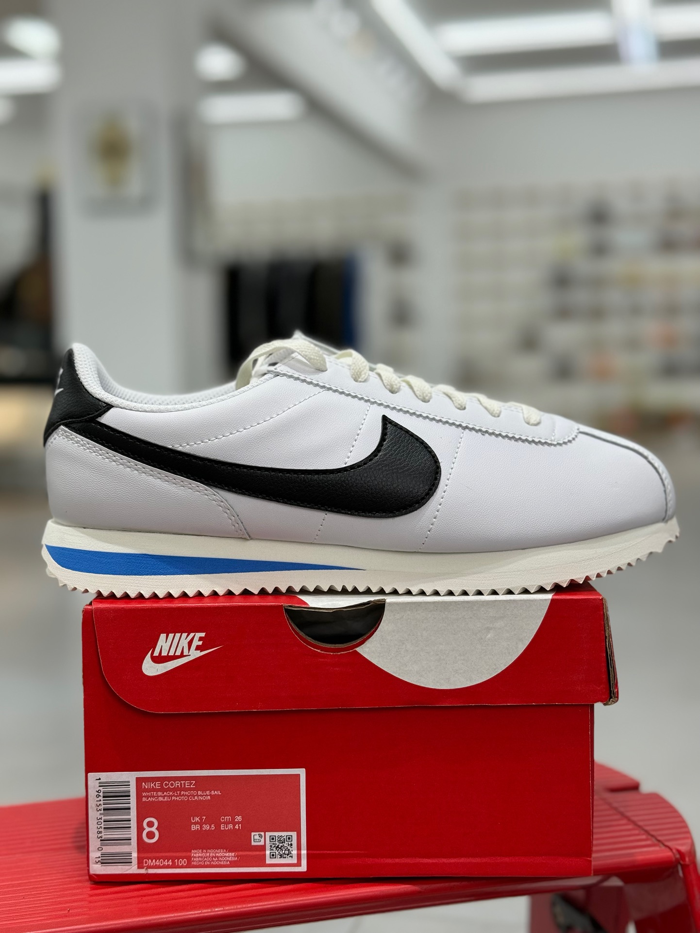  Nike Classic Cortez Leather 阿甘 低筒 复古初代皮革慢跑鞋 休闲鞋 波鞋 白黑藍 DM4044-100