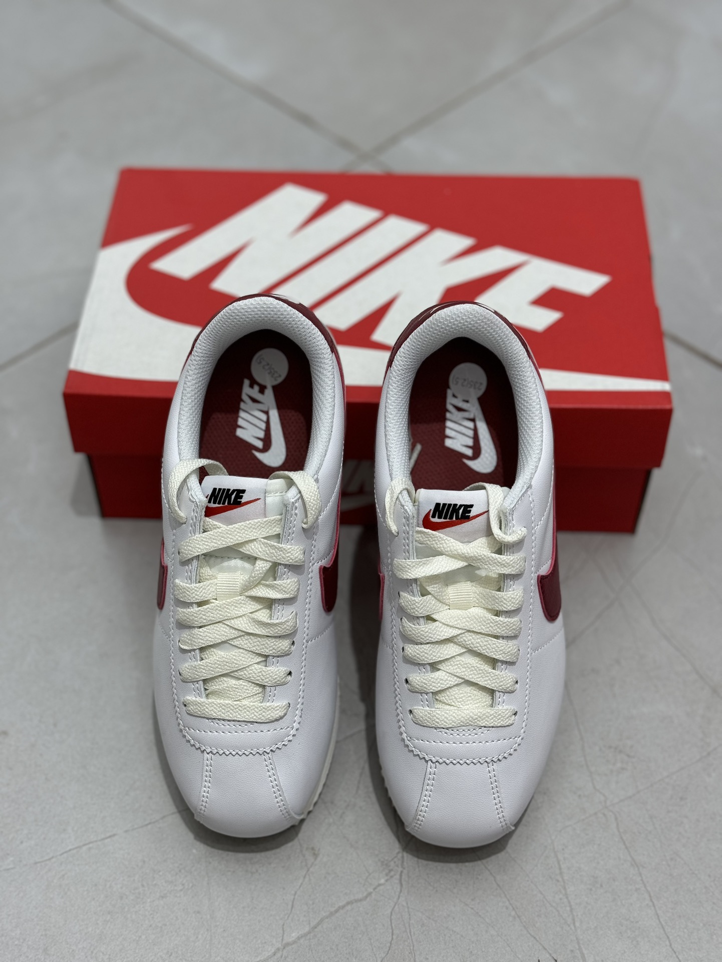 Nike Classic Cortez Leather 阿甘 低筒 复古初代皮革慢跑鞋 休闲鞋 波鞋 白红粉 DN1791-103