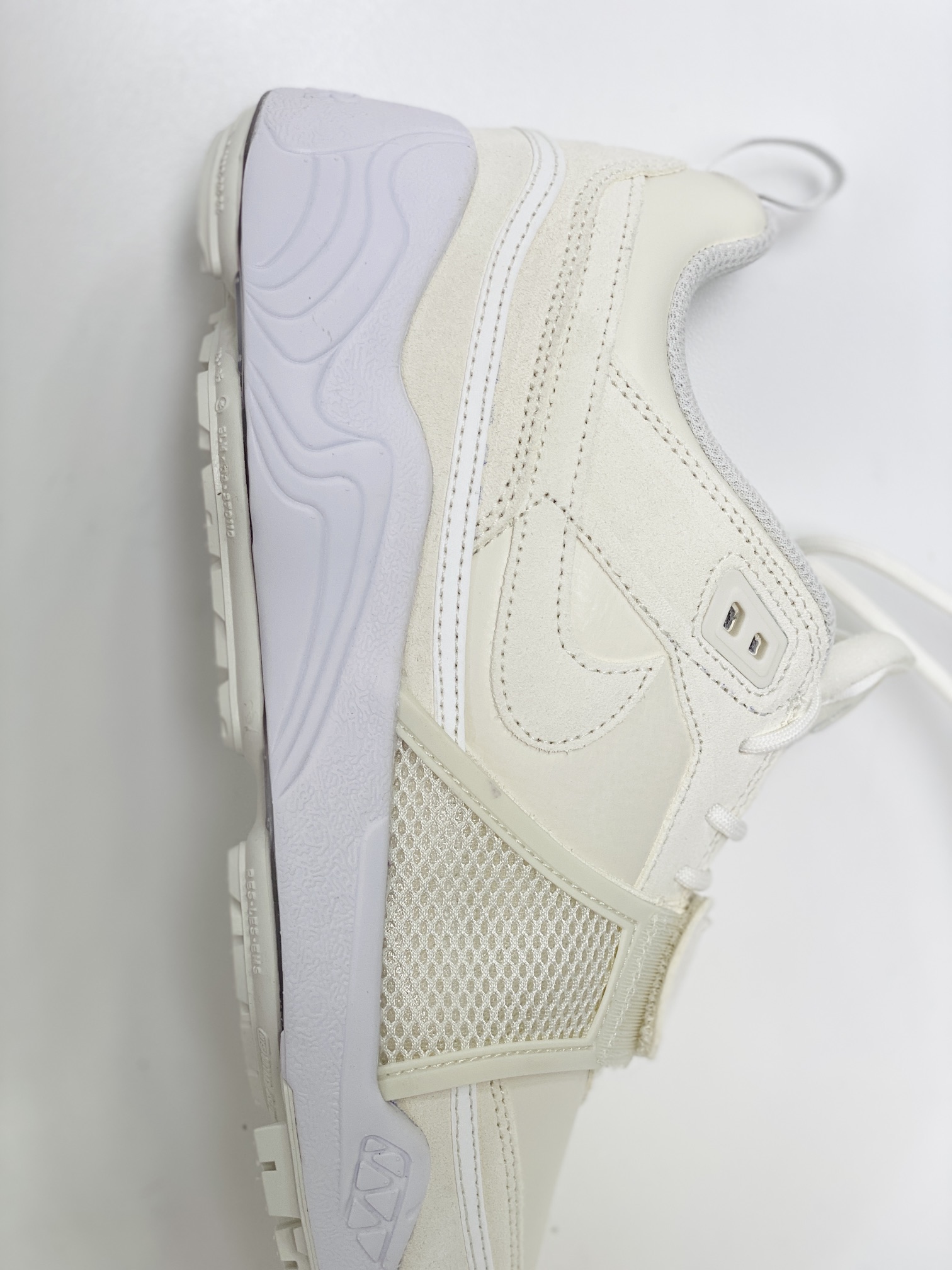  Travis Scott  Shark-A-Don Sail"低筒 板鞋 篮球鞋 波鞋 男款 白色 HQ3061-100 