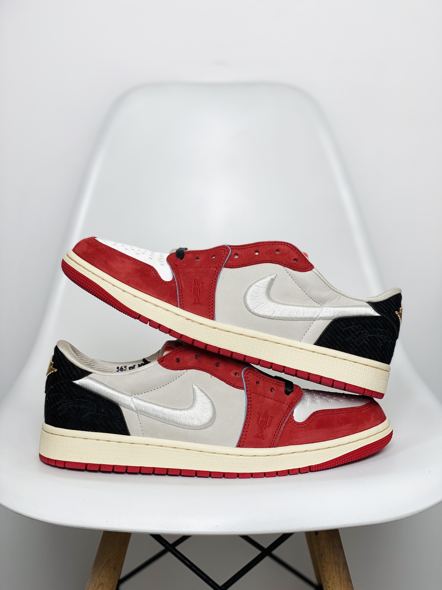  Trophy Room  Air Jordan 1 Low OG AJ1  Home 低筒 织物 皮革 板鞋 休闲鞋 男鞋 女鞋 波鞋  白红 HV6157-100