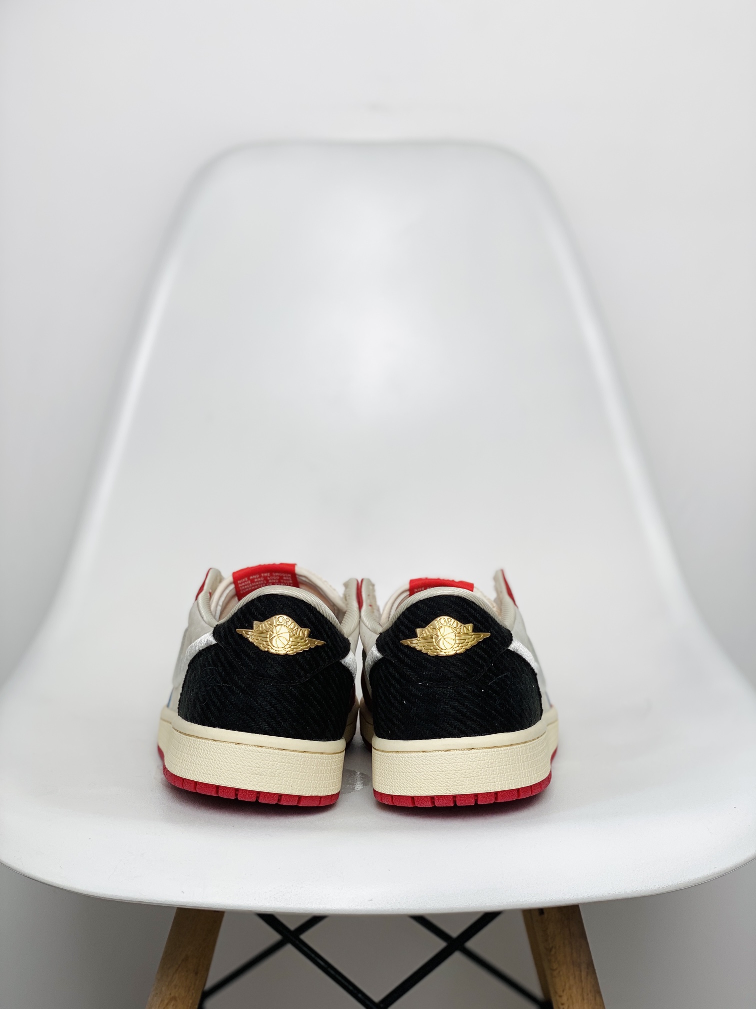  Trophy Room  Air Jordan 1 Low OG AJ1  Home 低筒 织物 皮革 板鞋 休闲鞋 男鞋 女鞋 波鞋  白红 HV6157-100