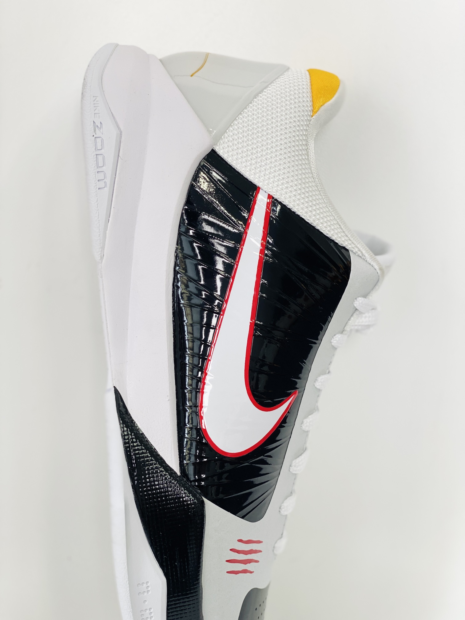  H12 KOBE5 Bruce Lee Alt   低筒 前掌气垫 球鞋 籃球鞋 實戰鞋  真碳板 男鞋 黑白 李小龙 CD4991-101