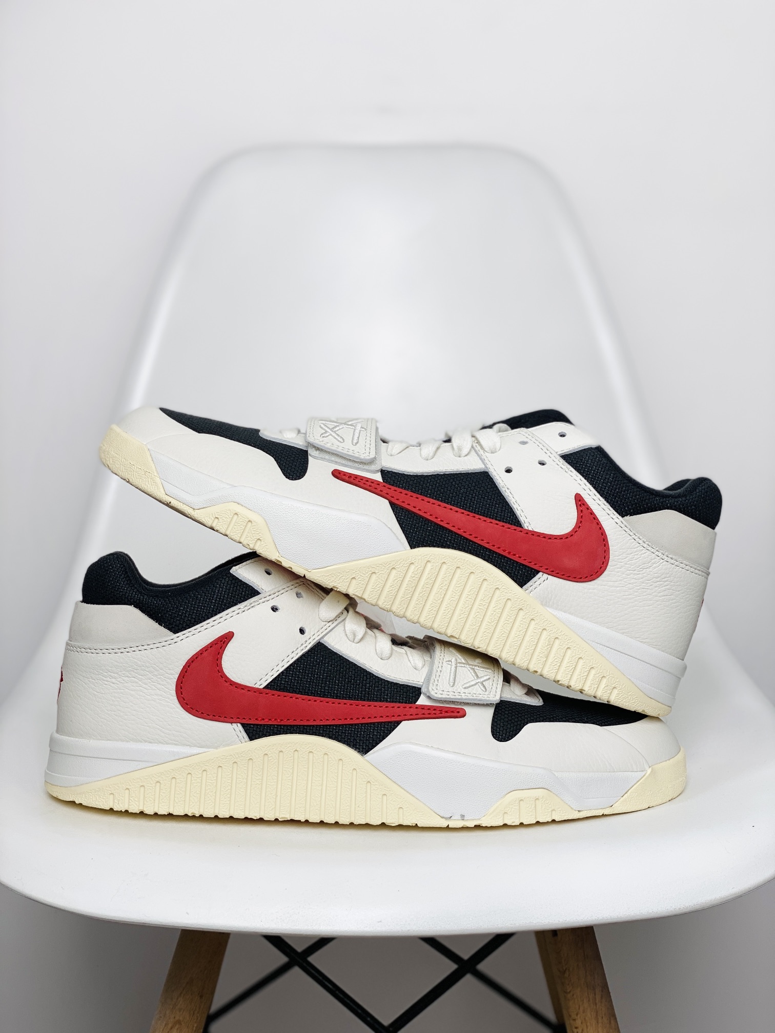  Travis Scott x Jordan Jumpman Jack TR University Red  倒钩 联名 魔术贴  板鞋 休闲鞋 防滑耐磨 运动鞋 男鞋 波鞋 米红黑  FZ8117-101