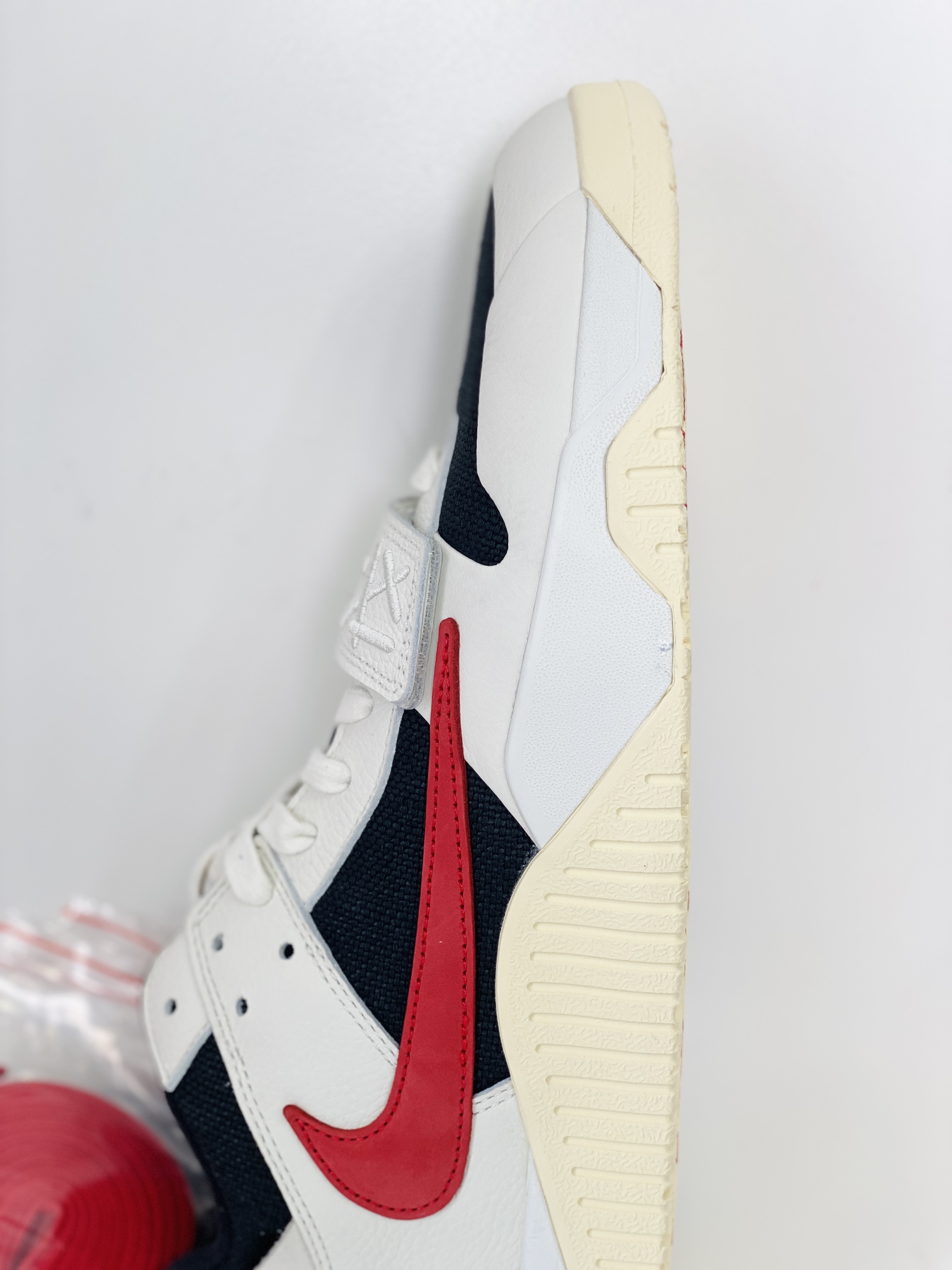  Travis Scott x Jordan Jumpman Jack TR University Red  倒钩 联名 魔术贴  板鞋 休闲鞋 防滑耐磨 运动鞋 男鞋 波鞋 米红黑  FZ8117-101